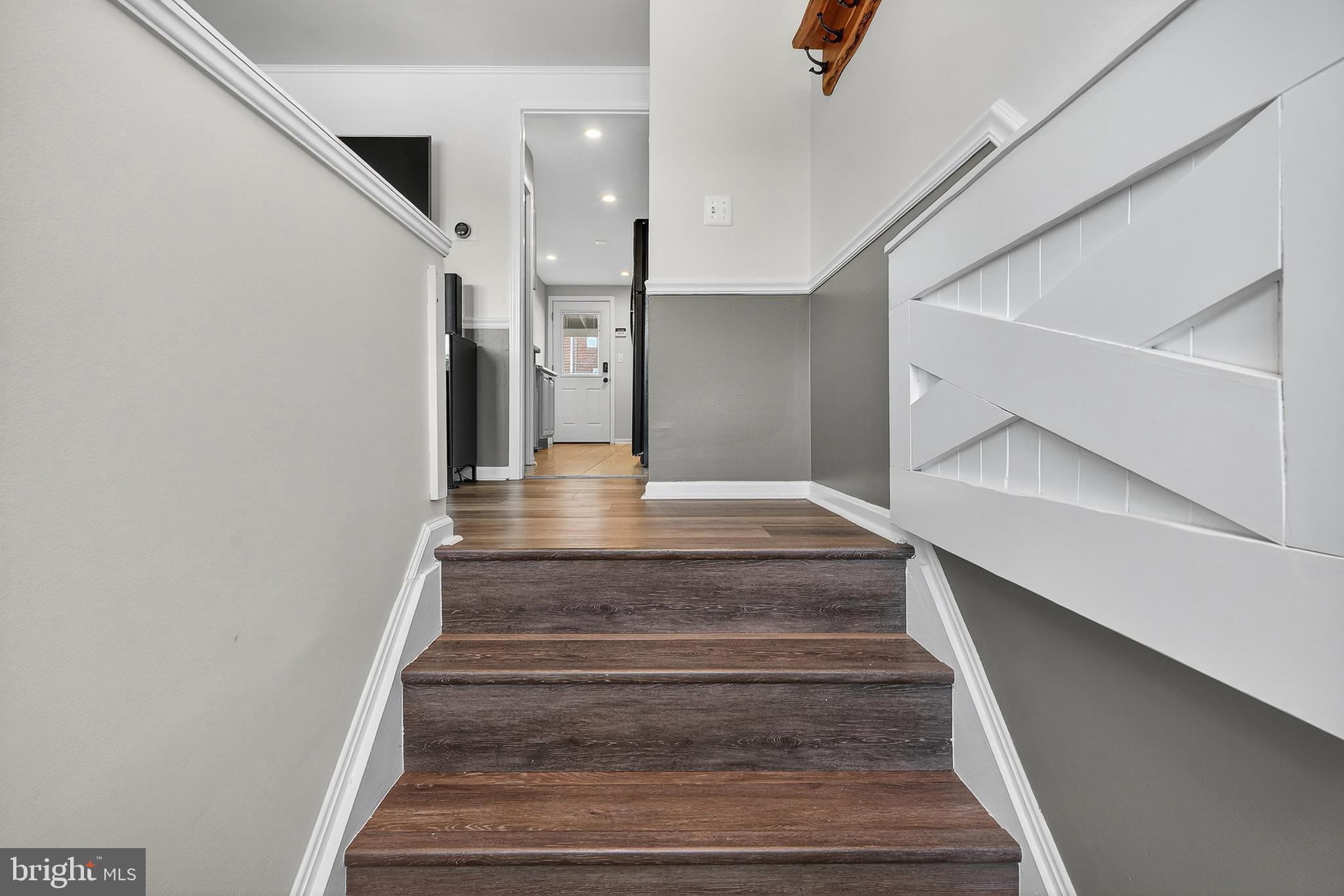 963 REGINA DRIVE