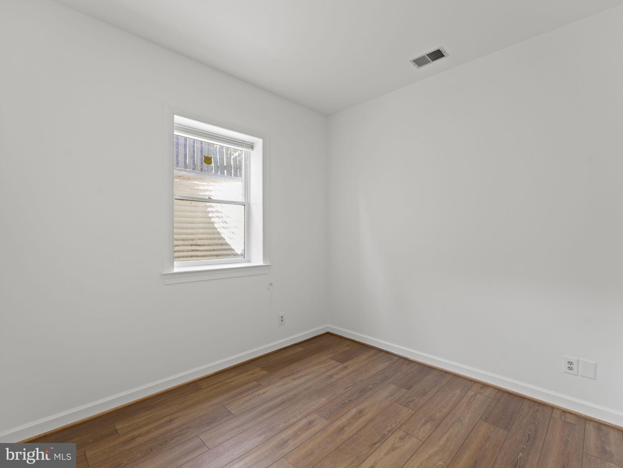 BRADDOCK HEIGHTS - Residential