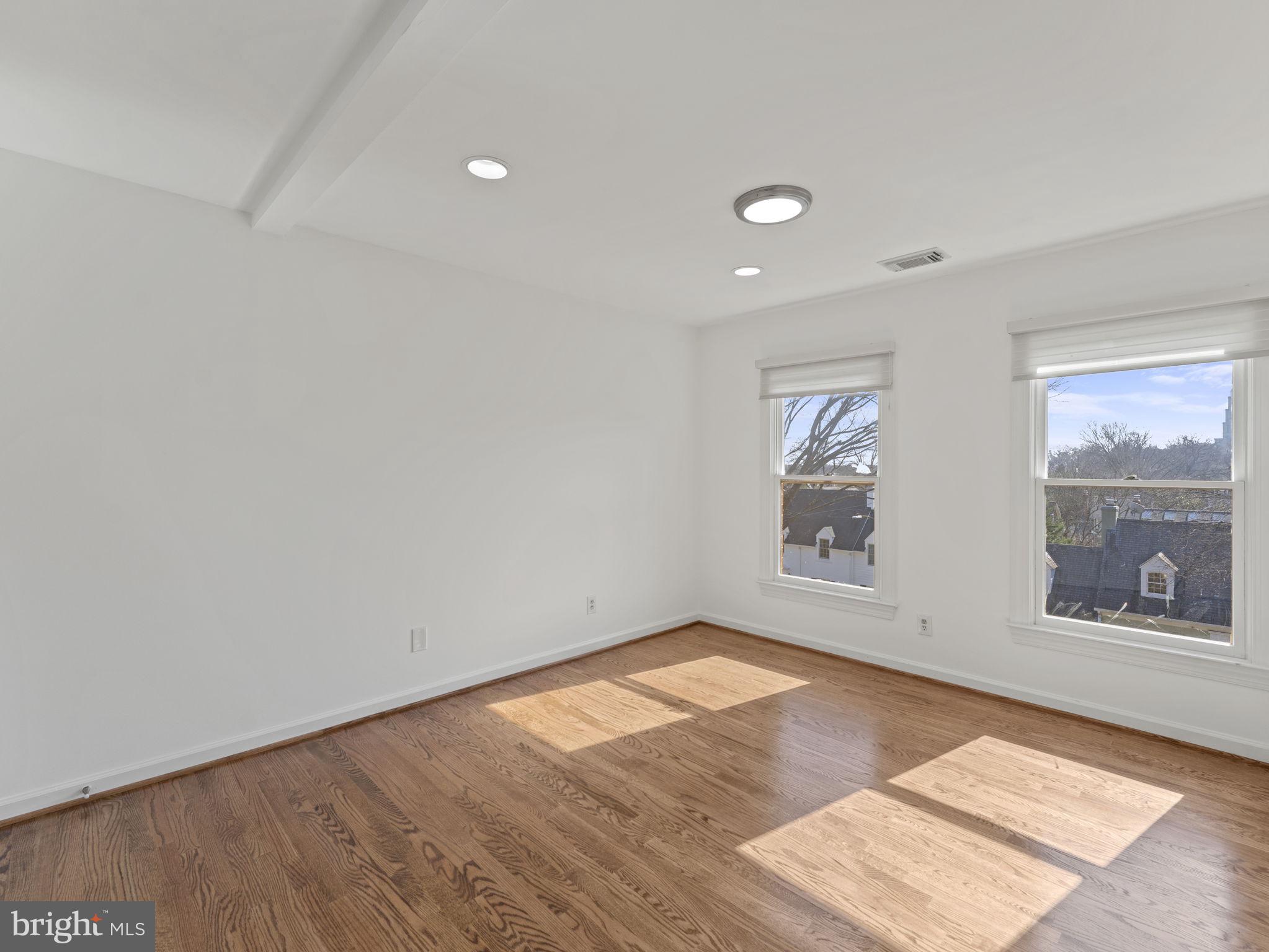 BRADDOCK HEIGHTS - Residential