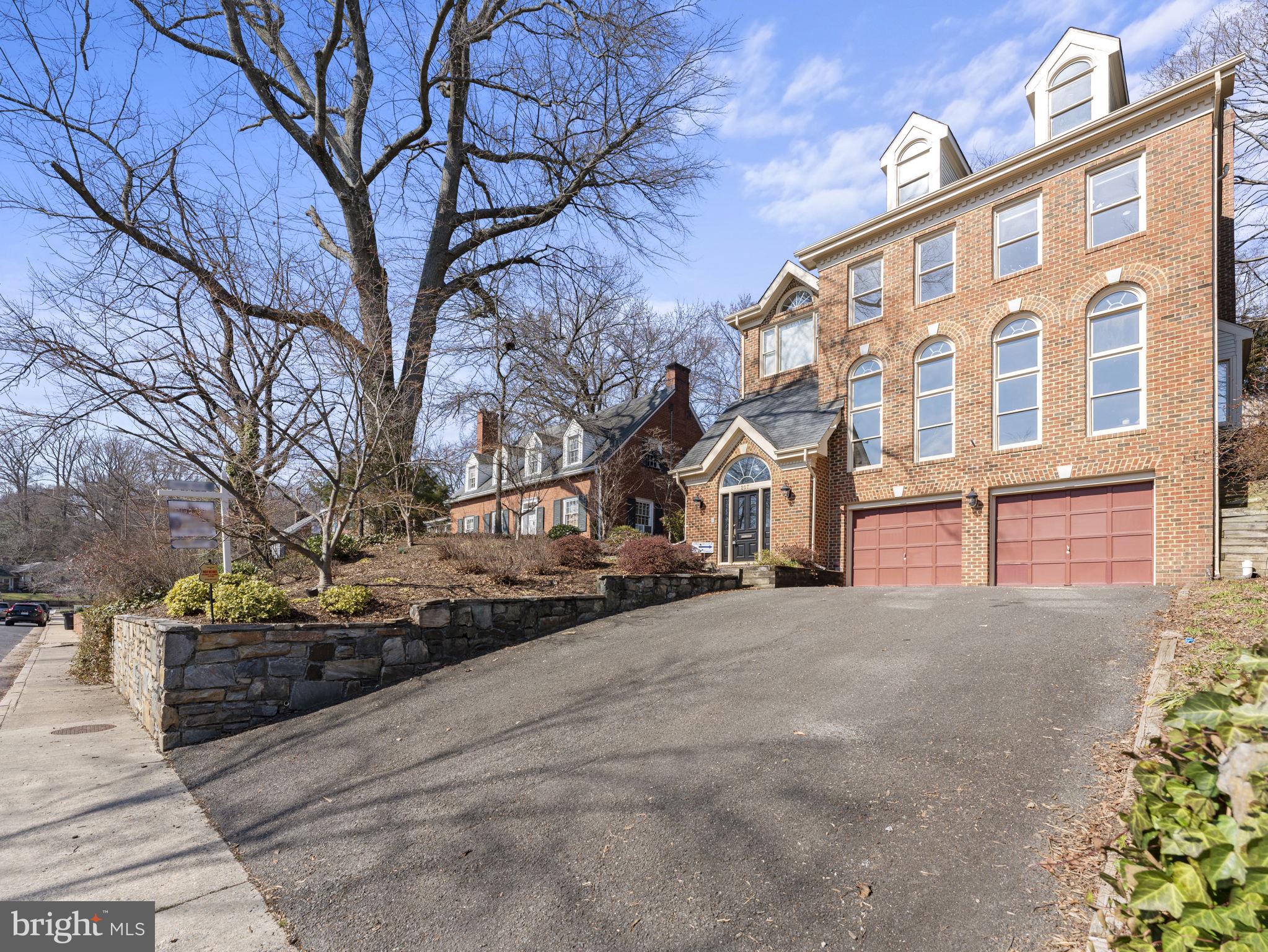 BRADDOCK HEIGHTS - Residential