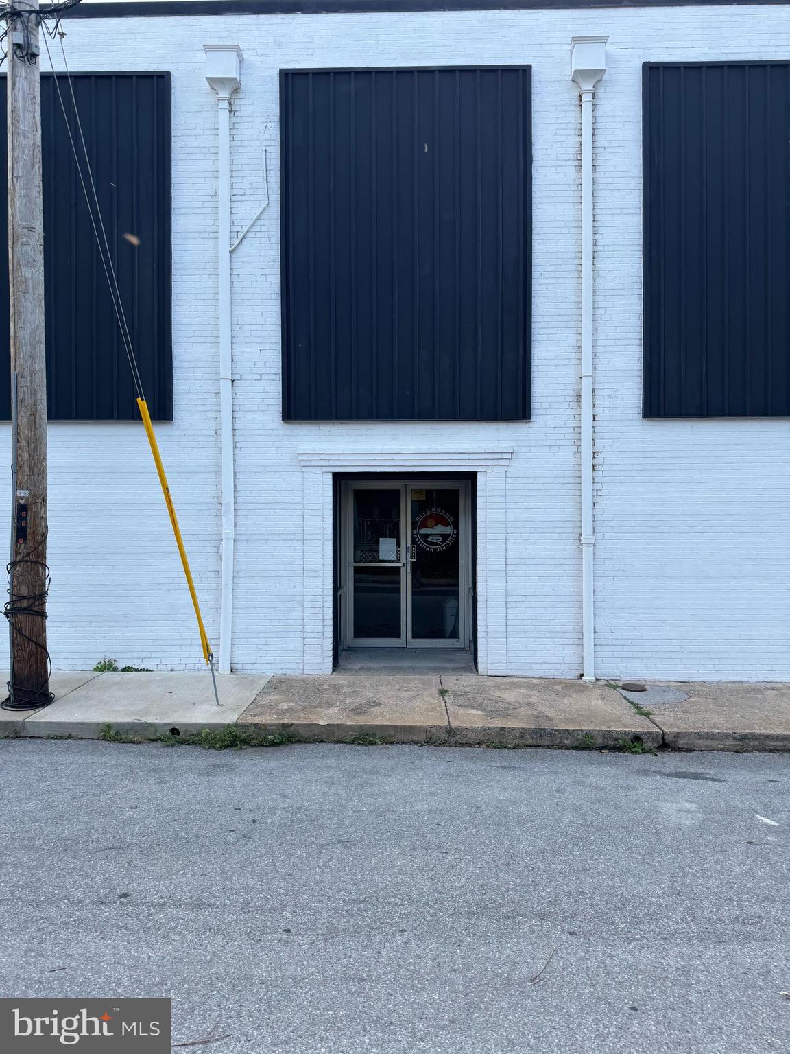 35 E JACKSON STREET