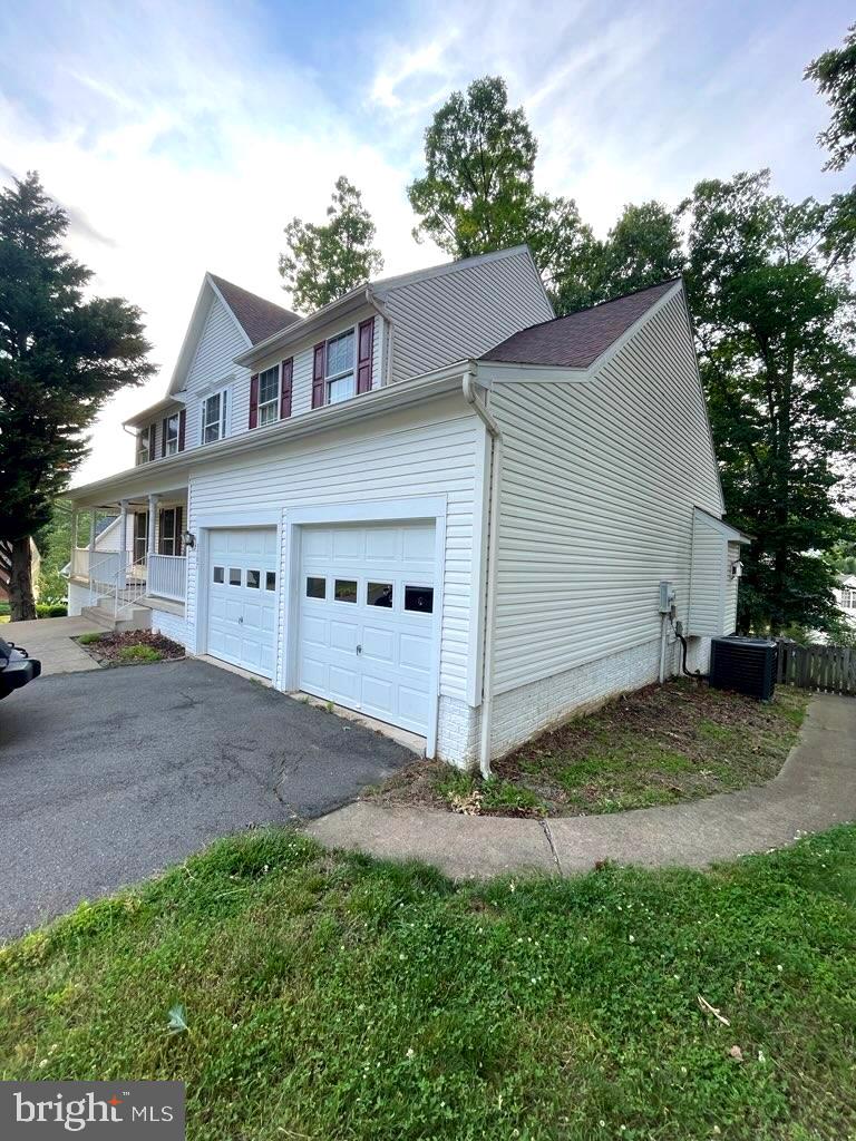 WATFORD VILLAGE - Residential