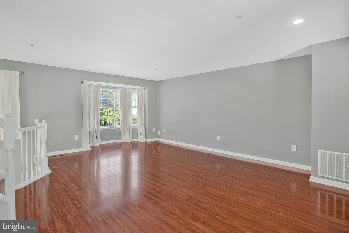 BOWIE NEW TOWN - Residential