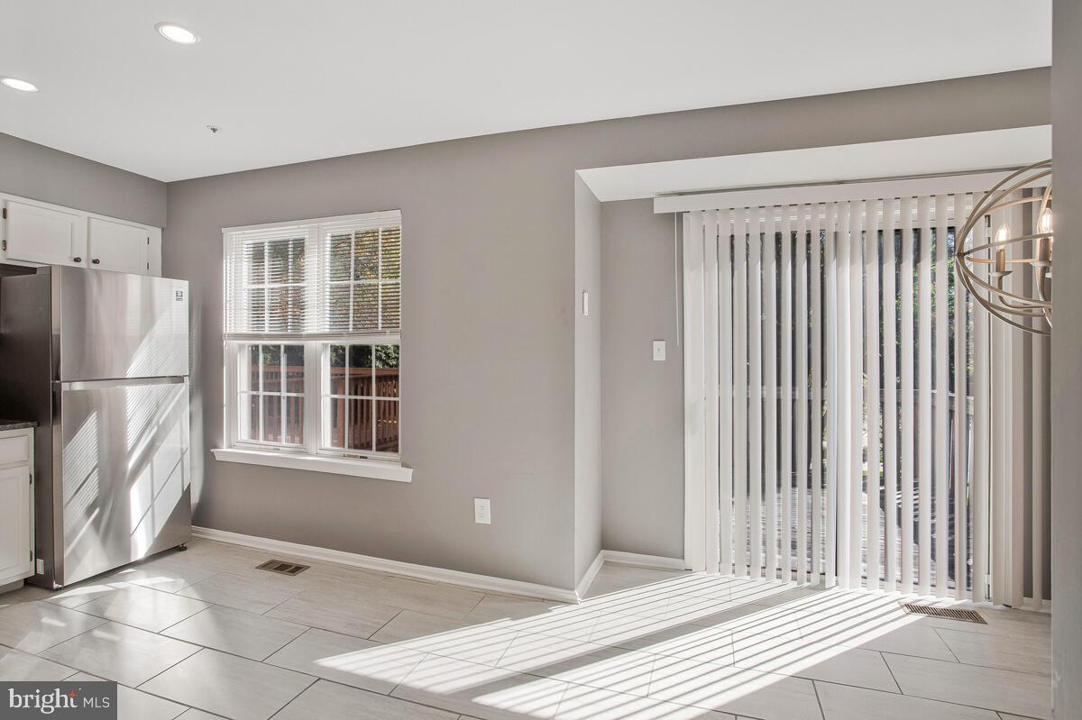 BOWIE NEW TOWN - Residential