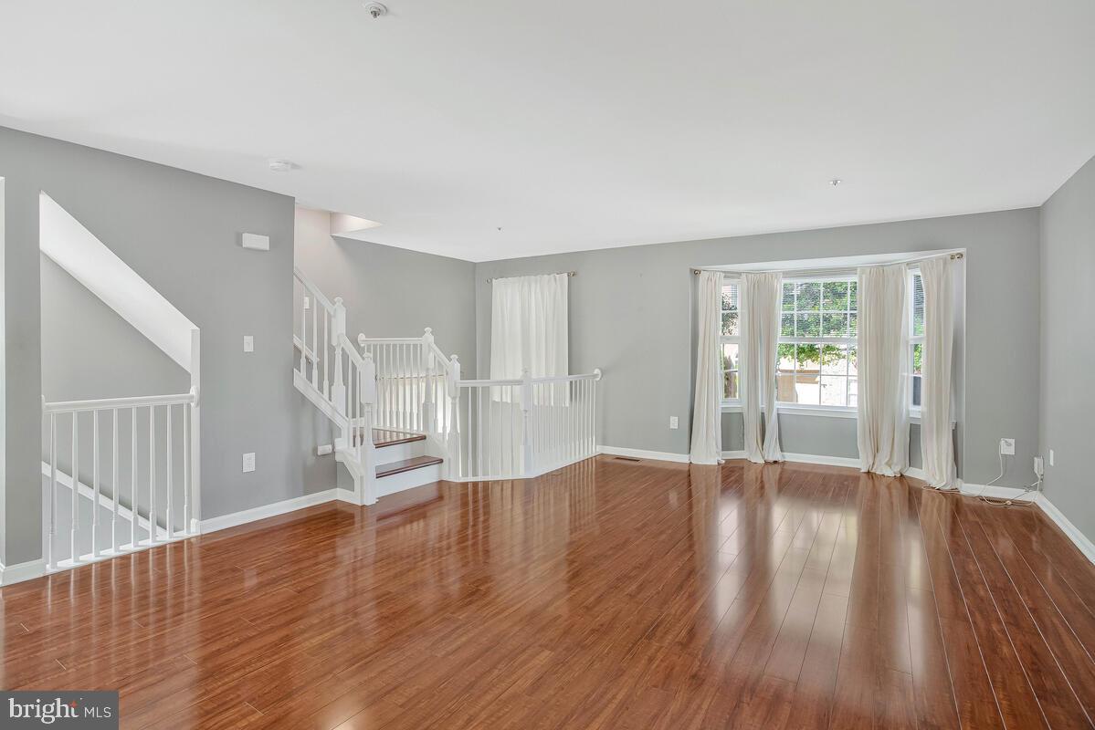 BOWIE NEW TOWN - Residential