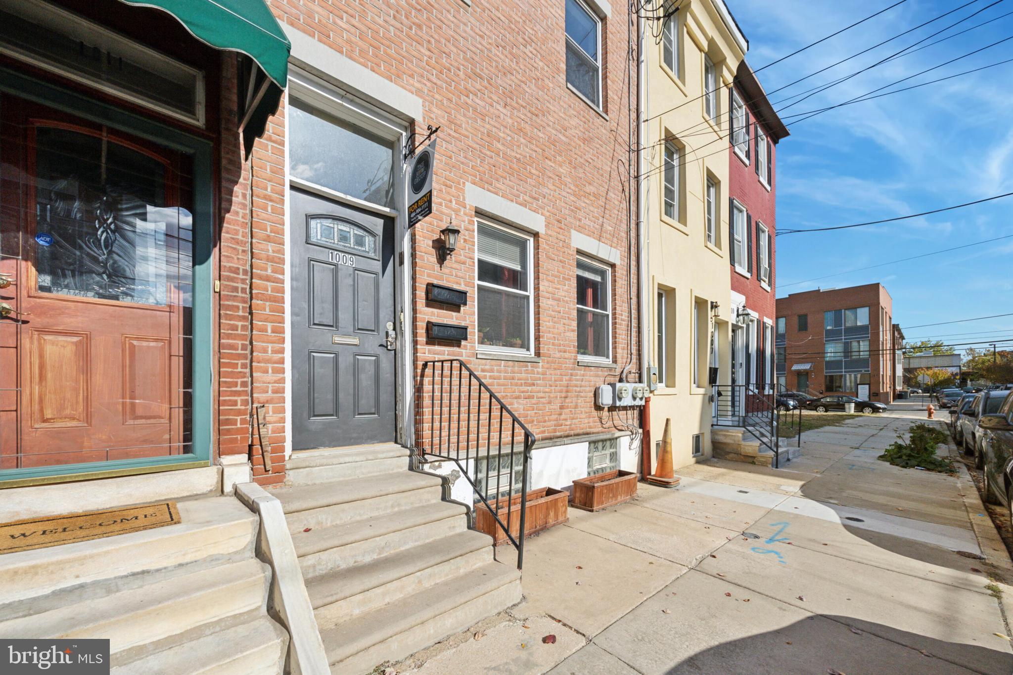 1009 MOUNT VERNON STREET