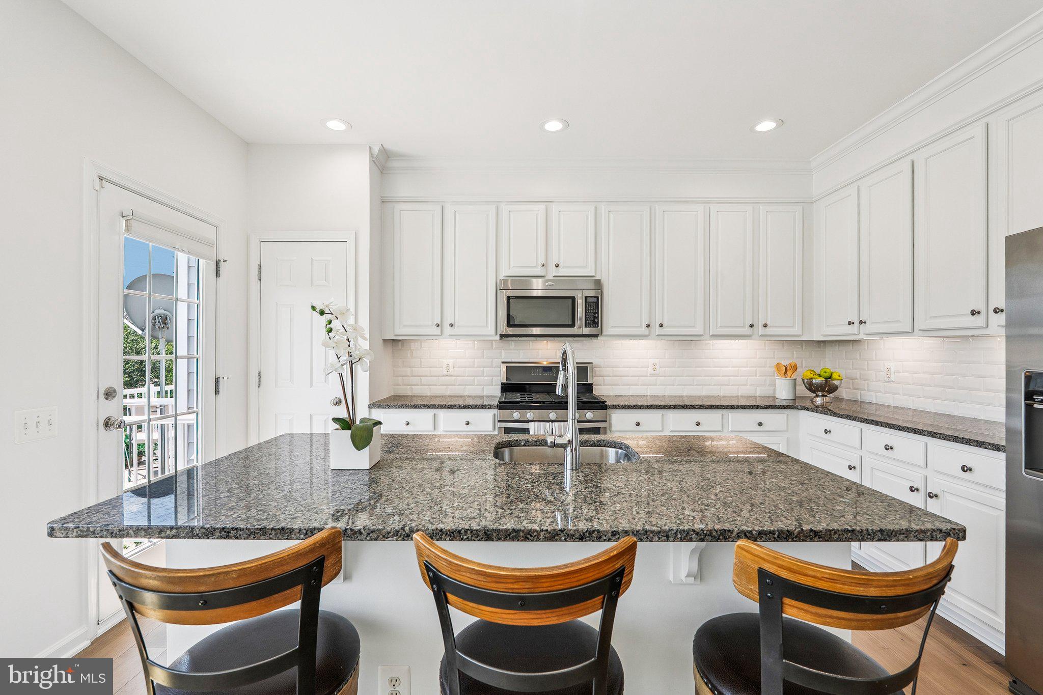 347 PINK AZALEA TERRACE SE