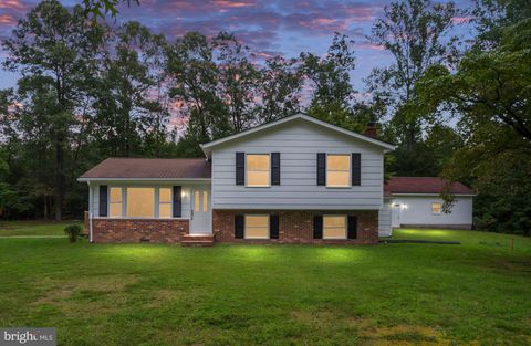 20023 PARADISE LANE RUTHER GLEN VA 22546