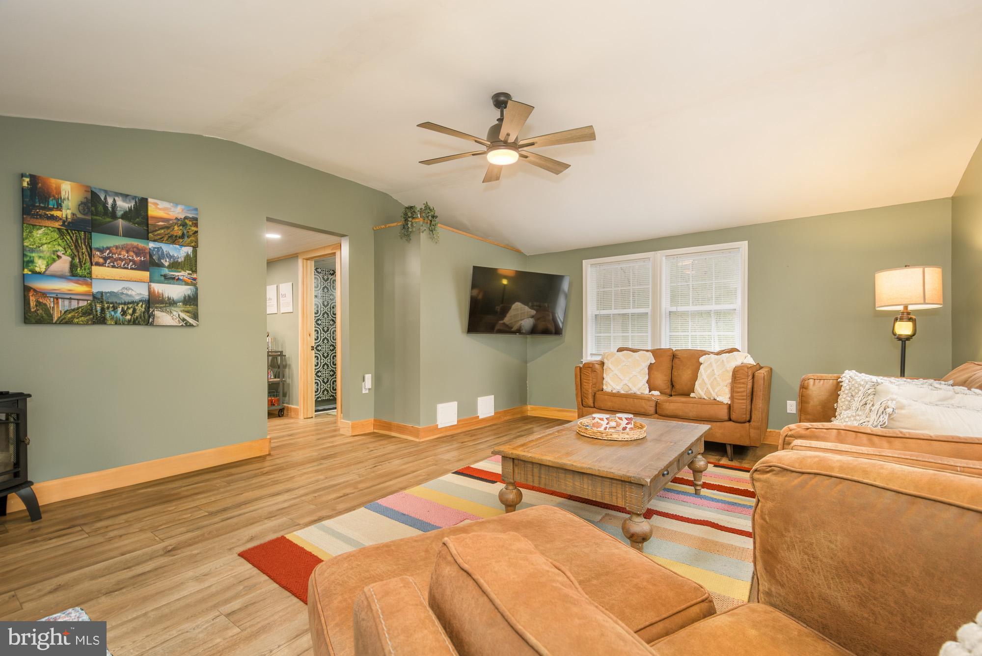 PINEY MOUNTAIN CORP - Residential