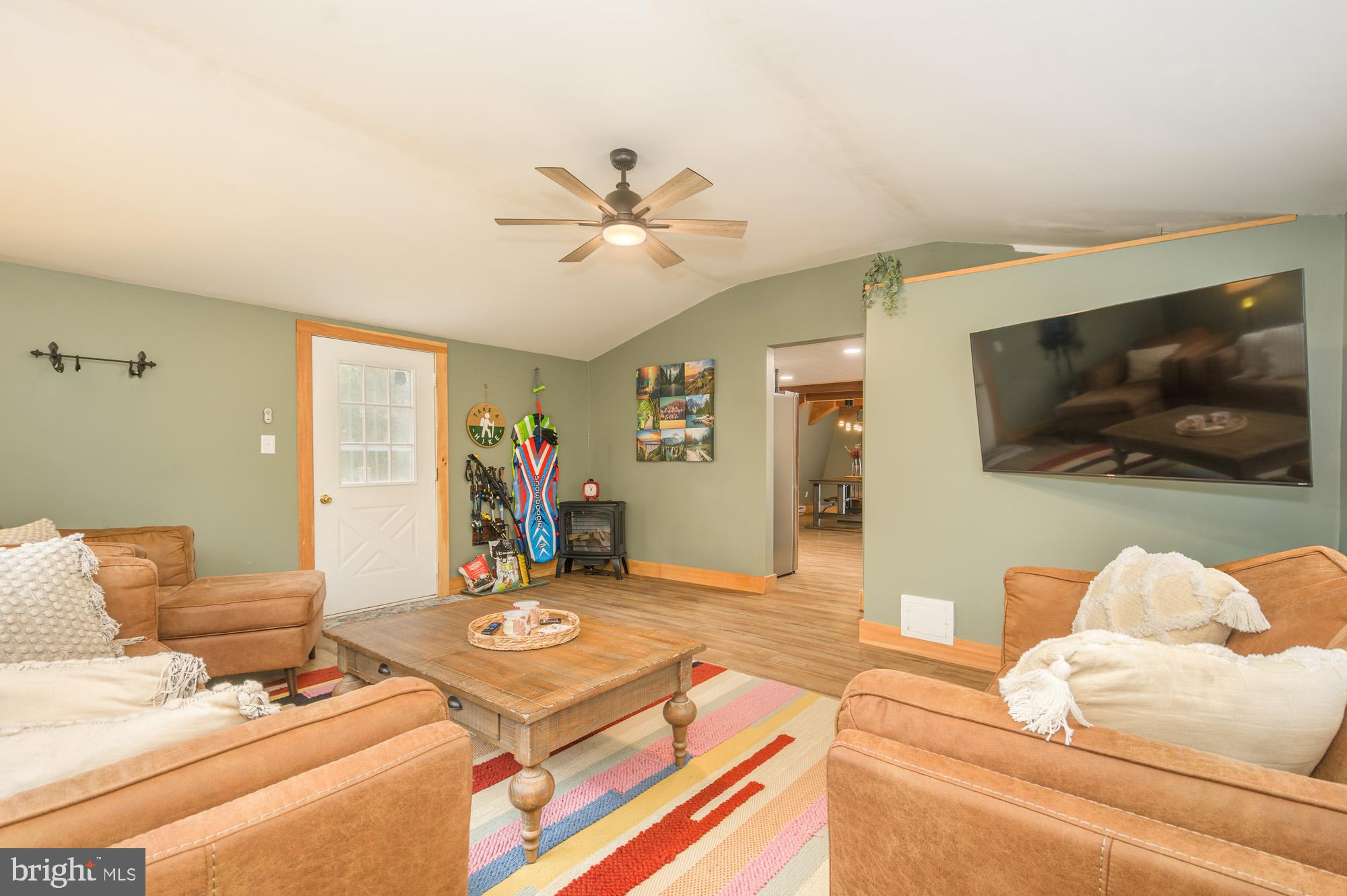 PINEY MOUNTAIN CORP - Residential