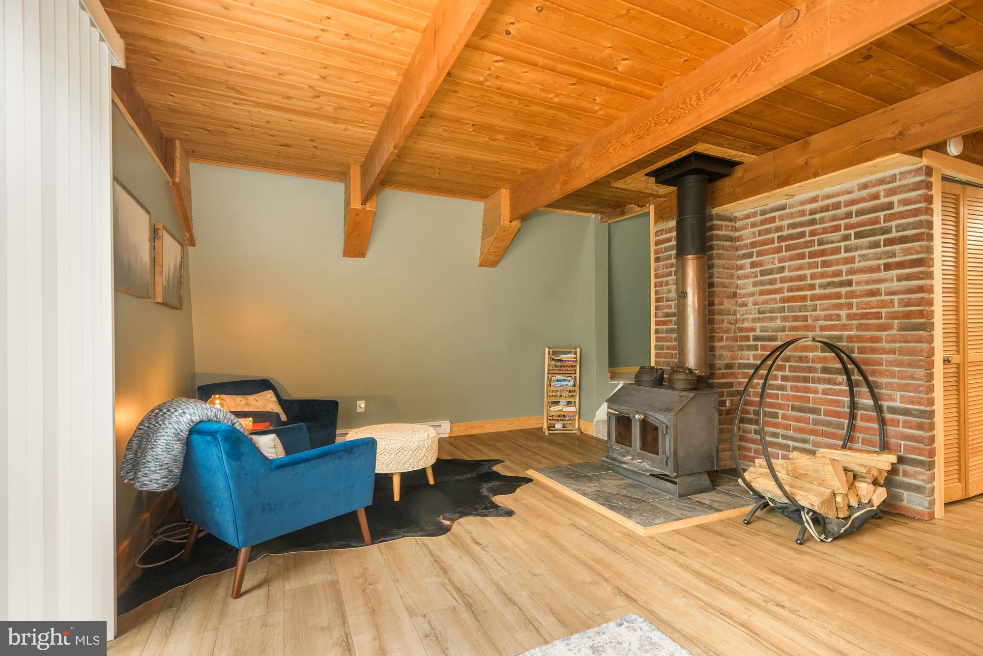 PINEY MOUNTAIN CORP - Residential