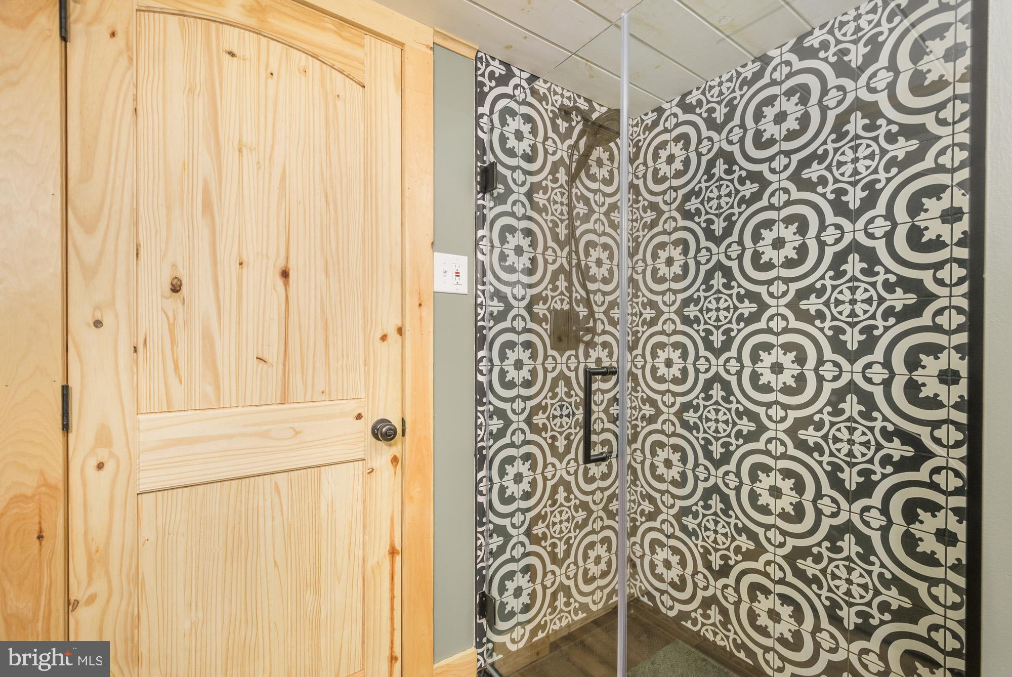 PINEY MOUNTAIN CORP - Residential