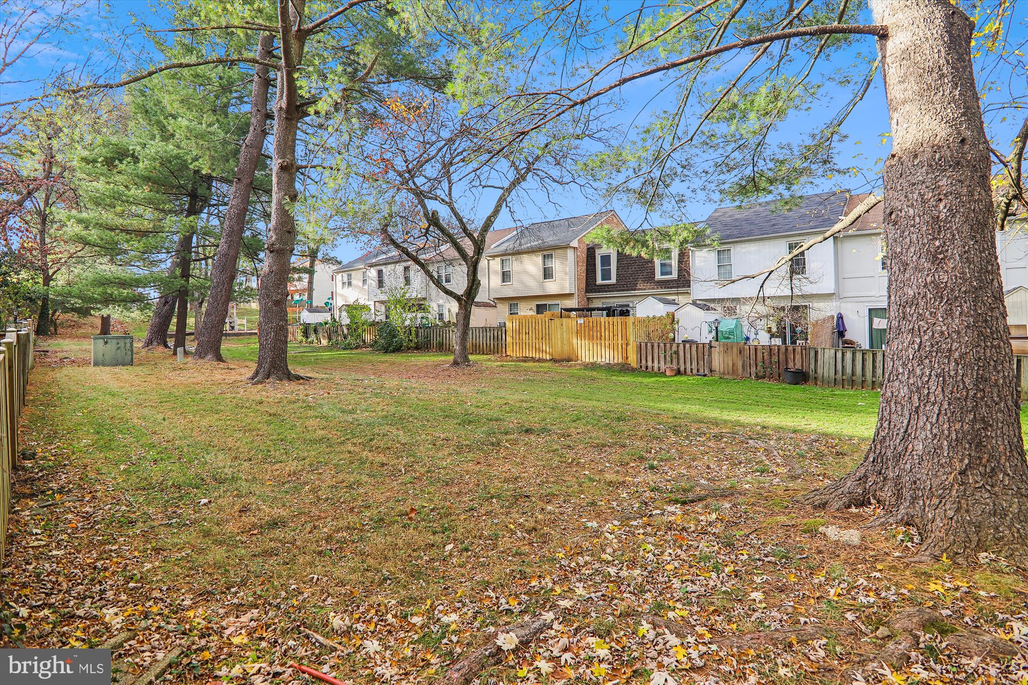 SHADY GROVE VILLAGE - Residential Lease