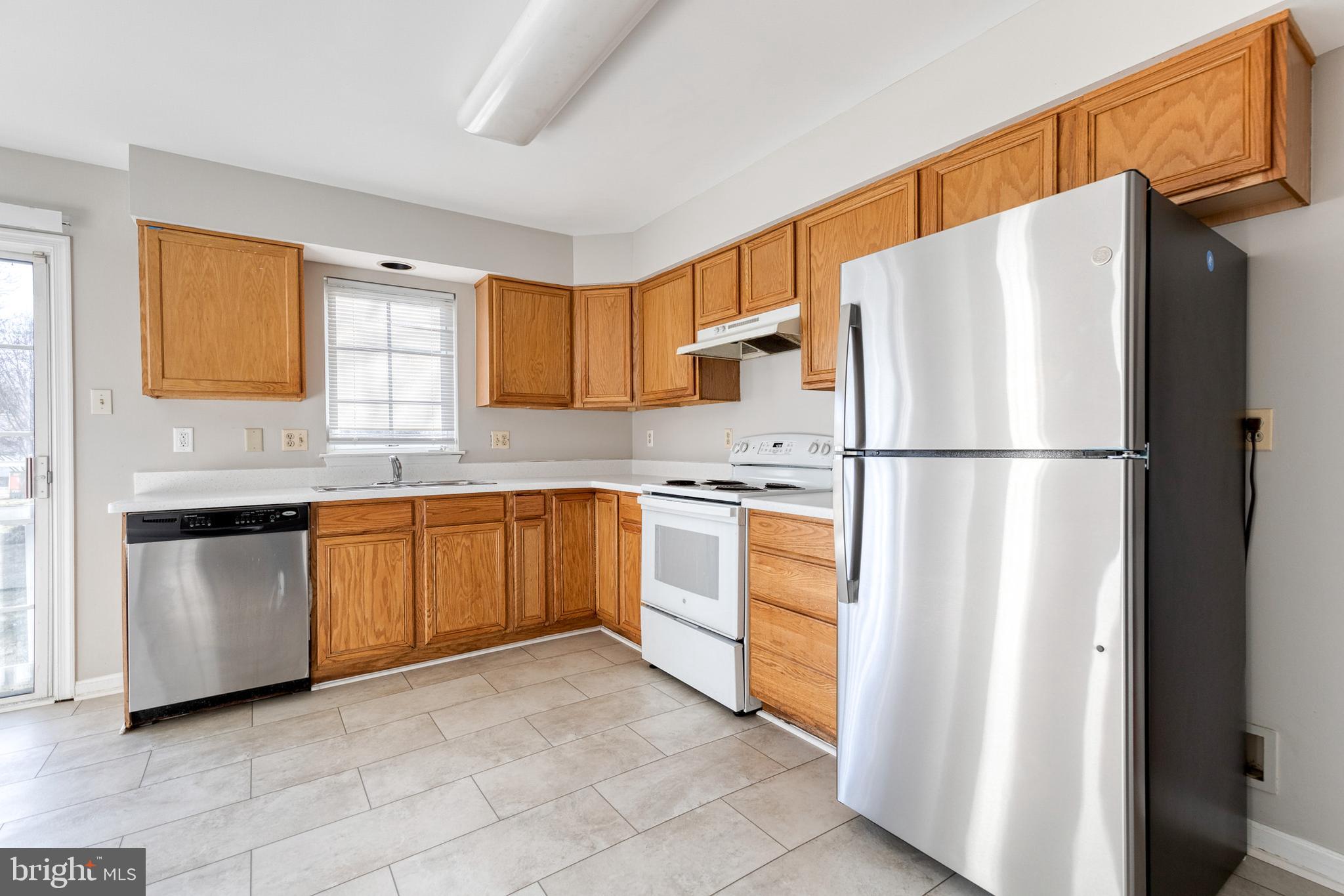 RUSSETT - Residential Lease