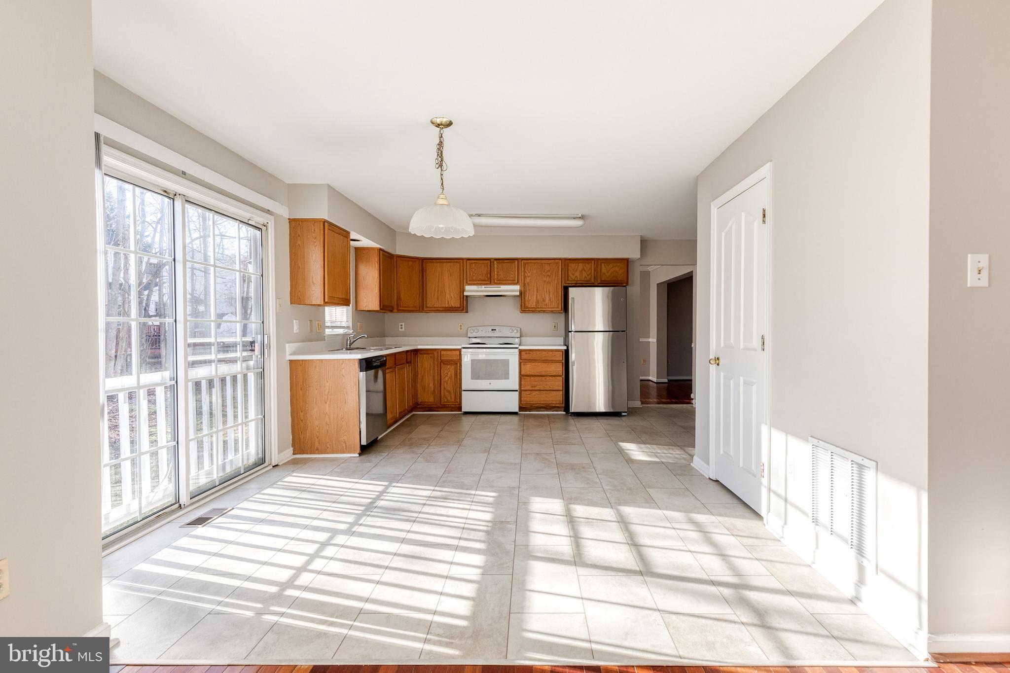 RUSSETT - Residential Lease