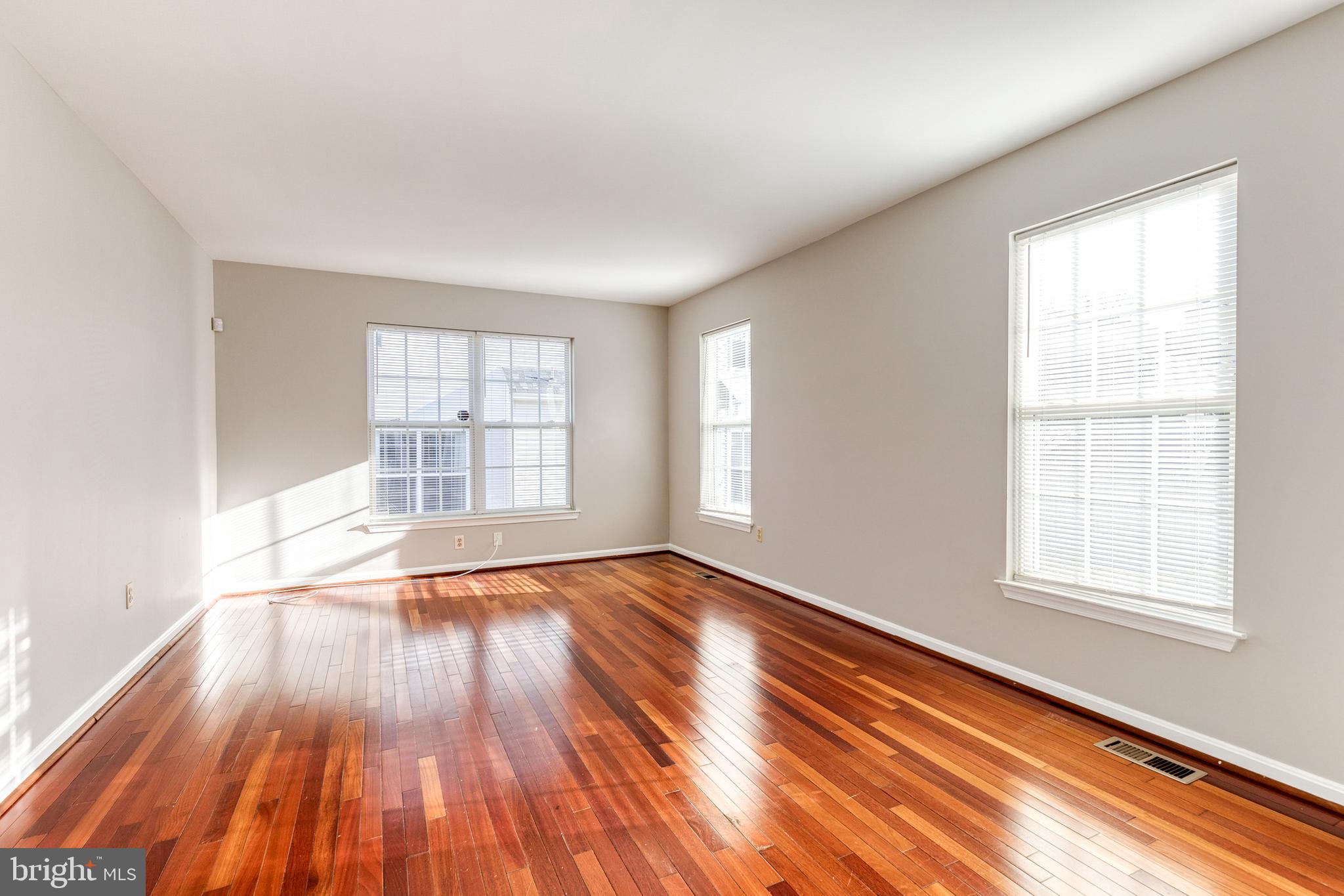 RUSSETT - Residential Lease