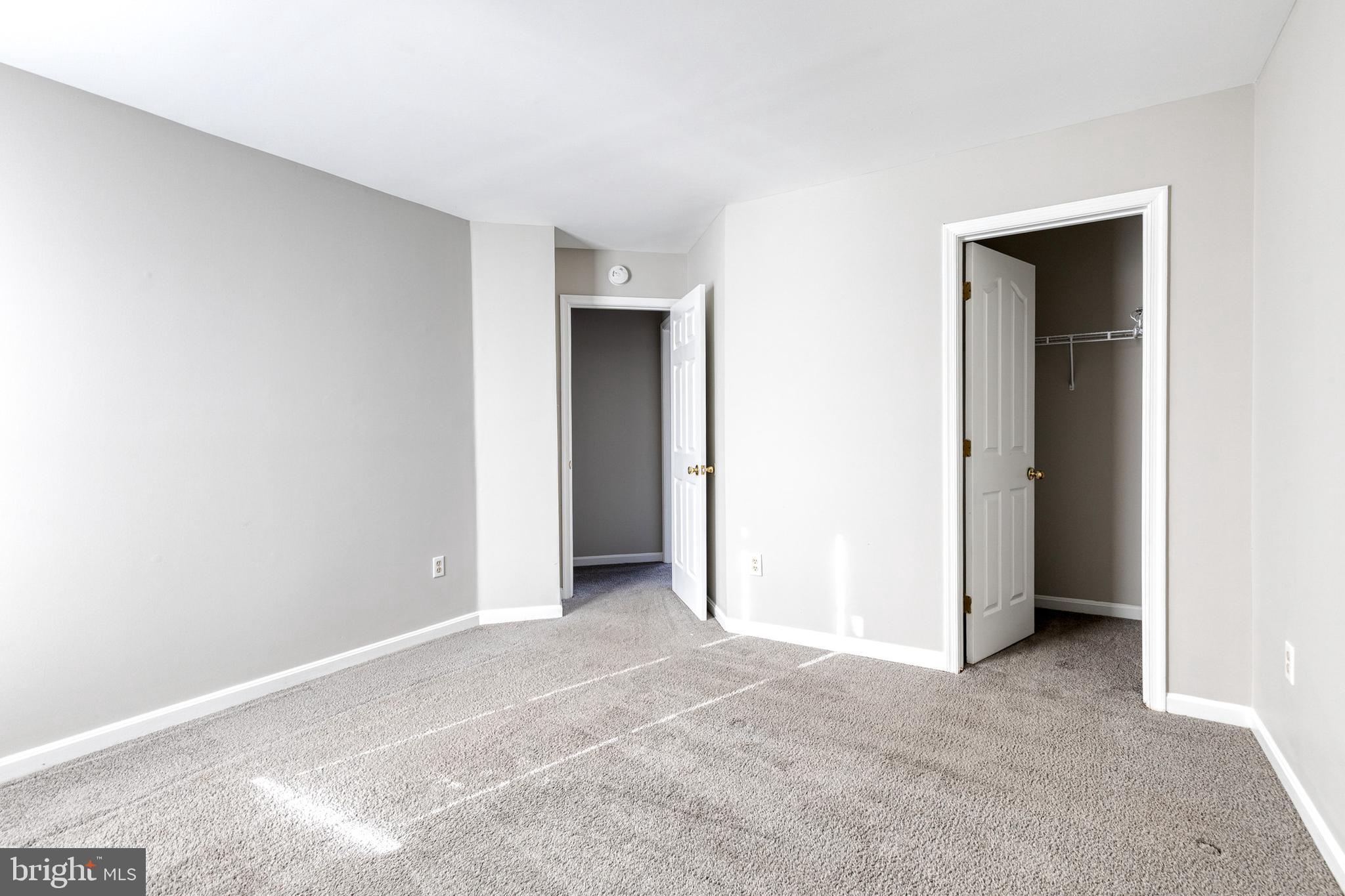 RUSSETT - Residential Lease