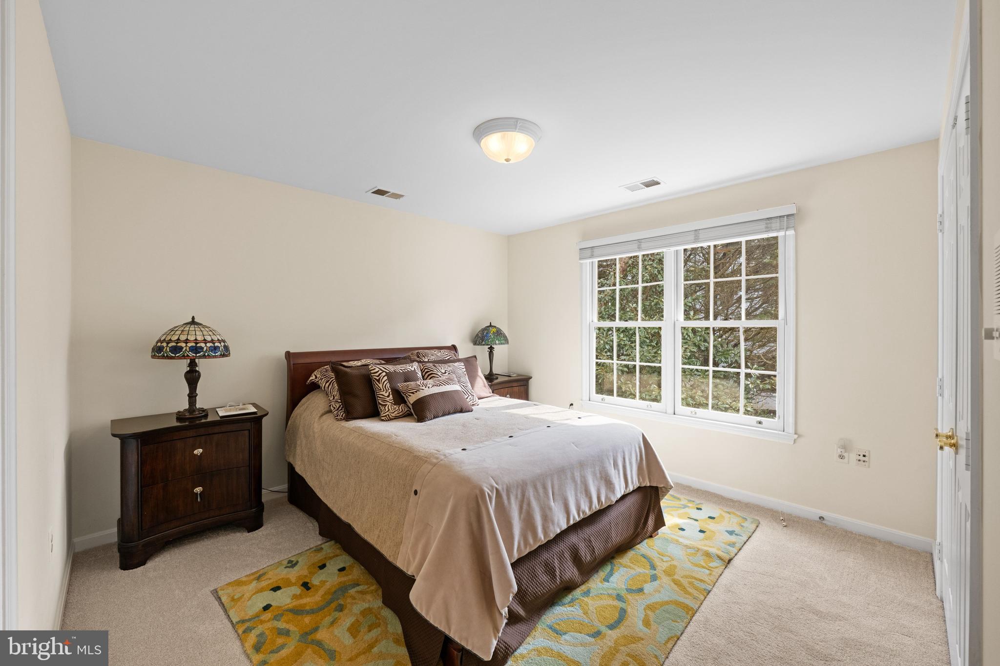 SPRING VALLEY - Residential