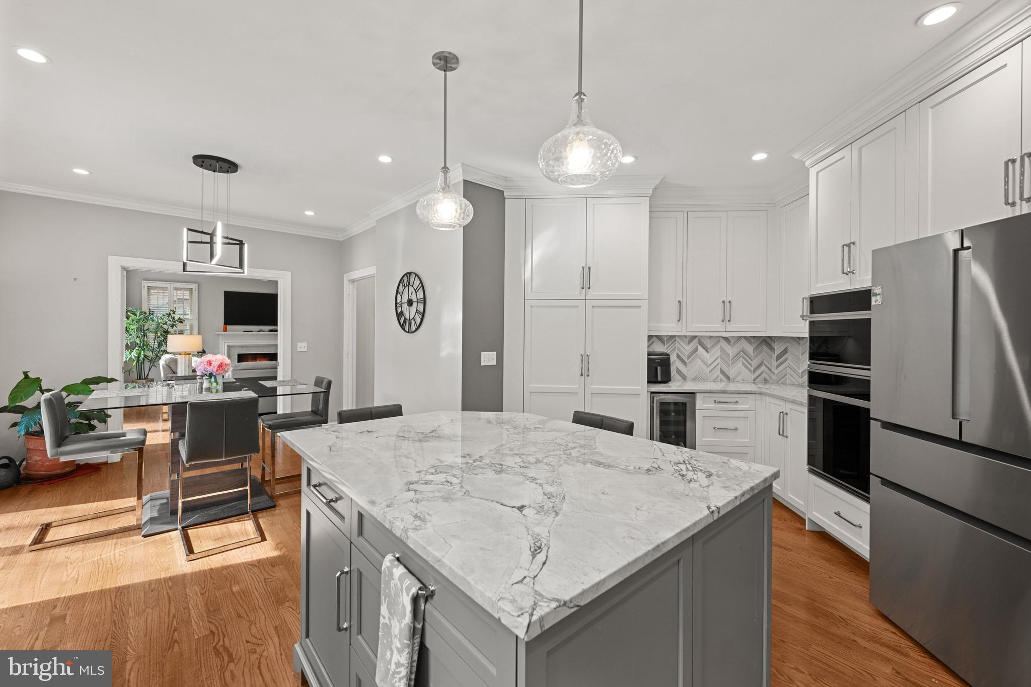 SPRING VALLEY - Residential