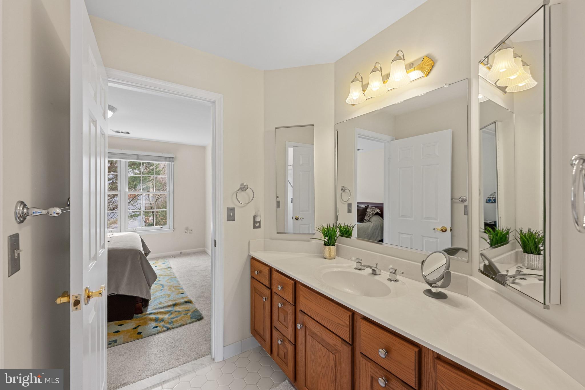 SPRING VALLEY - Residential