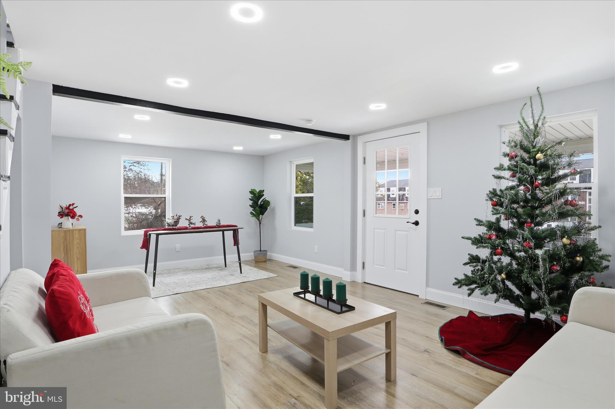 WESTMINSTER ELECTION DISTRICT - Residential