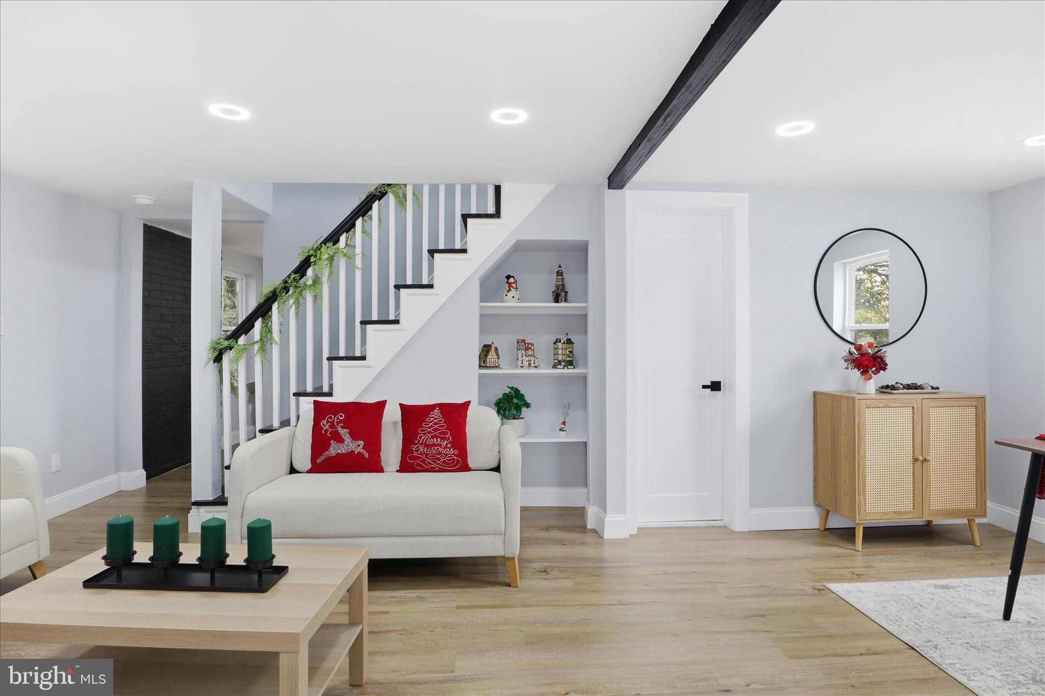 WESTMINSTER ELECTION DISTRICT - Residential