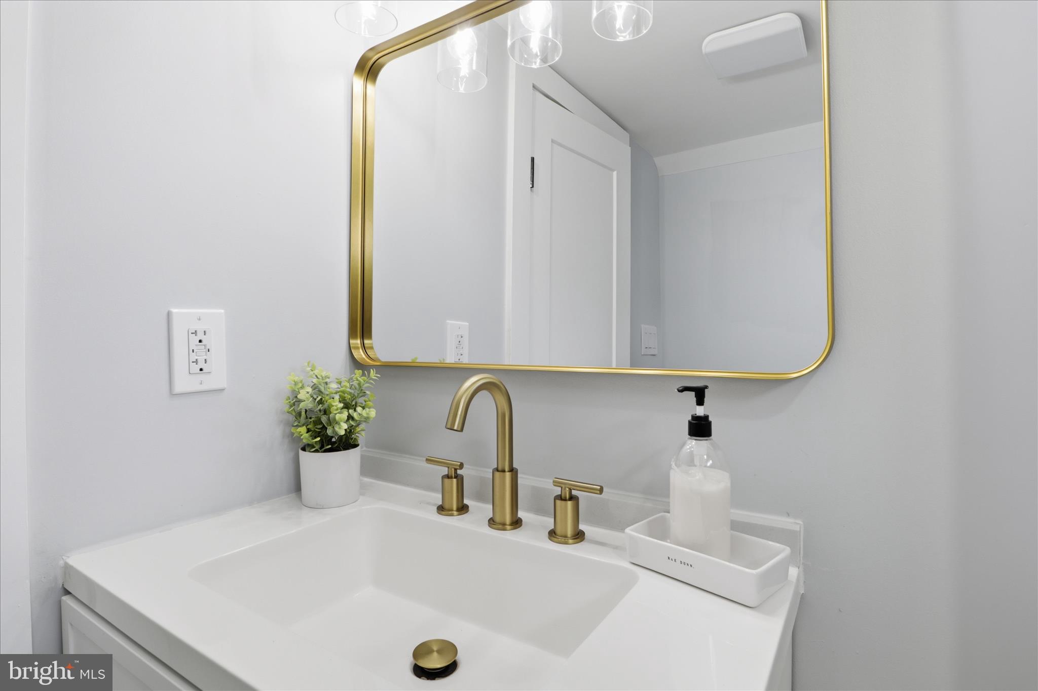 WESTMINSTER ELECTION DISTRICT - Residential