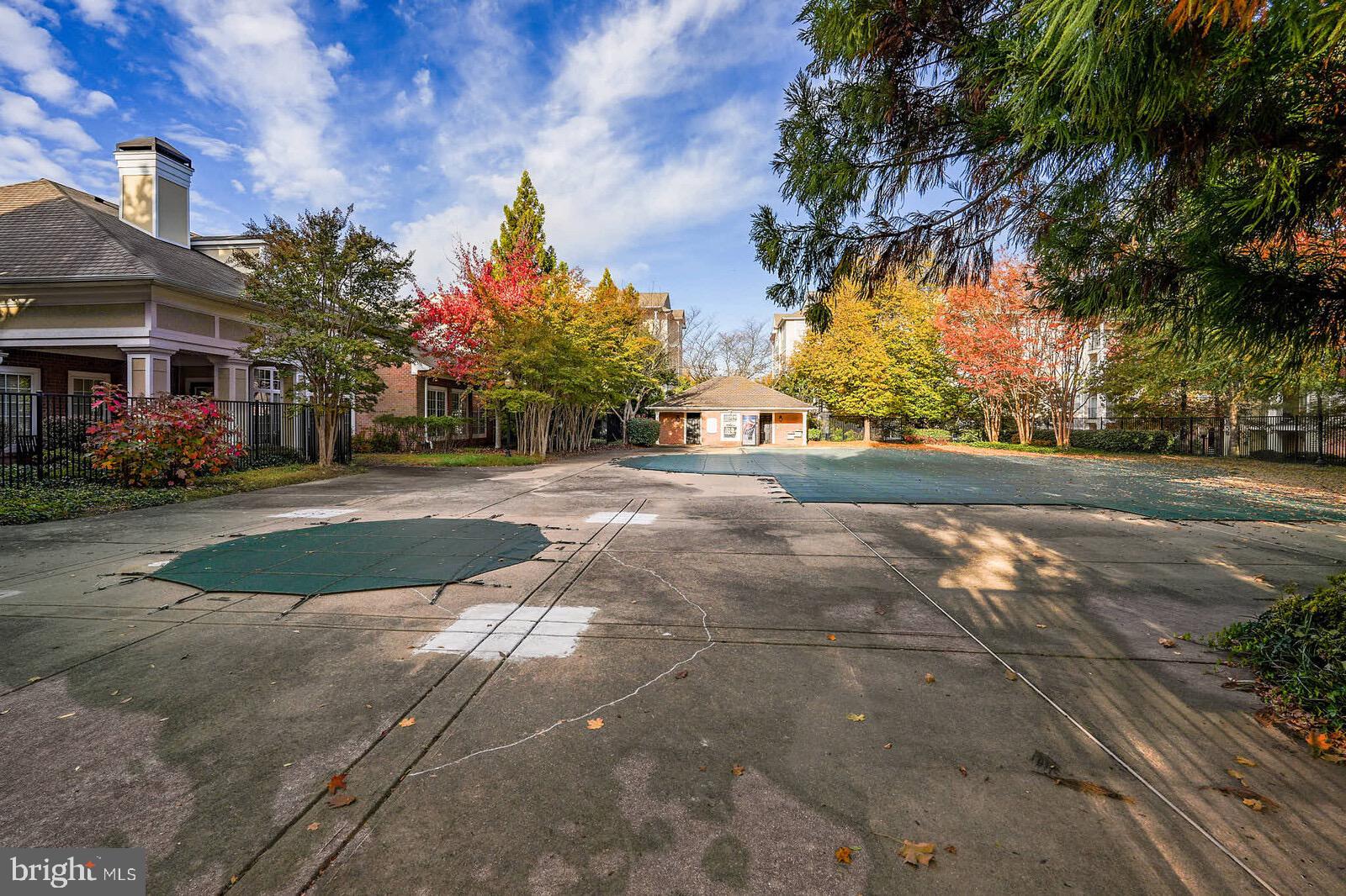 ASHMORE AT GERMANOWN COMMUNITY - Residential