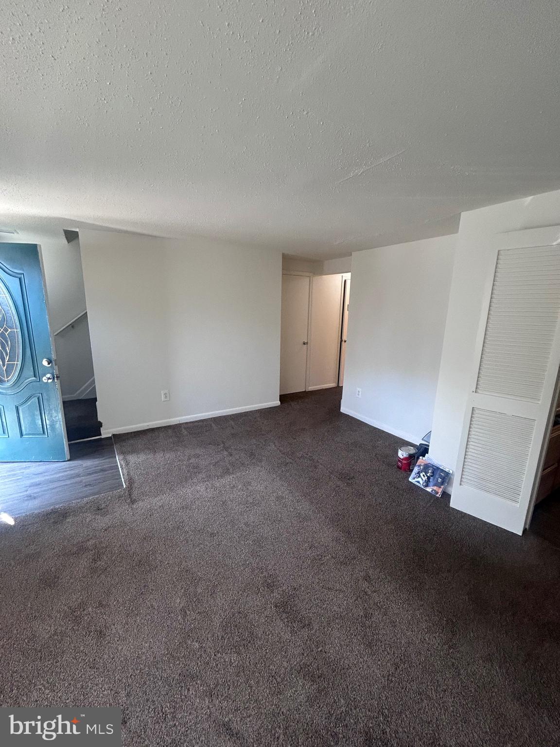 1734 DUTCH VILLAGE DRIVE N-370