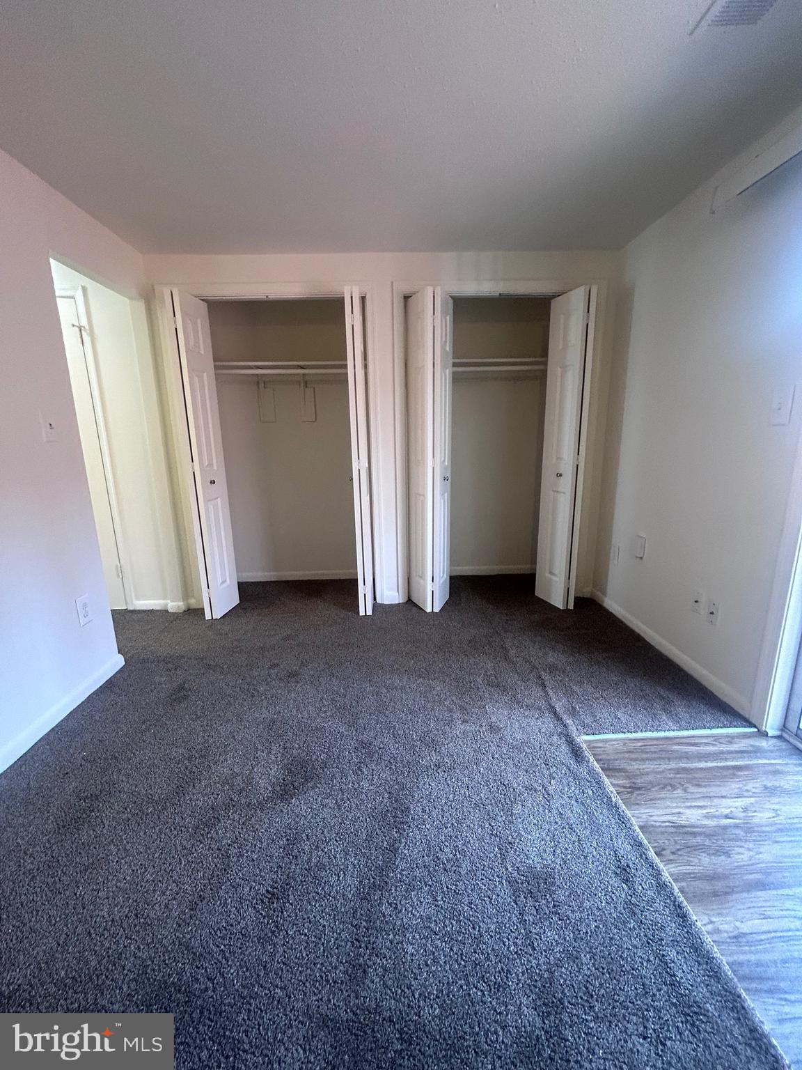 1734 DUTCH VILLAGE DRIVE N-370