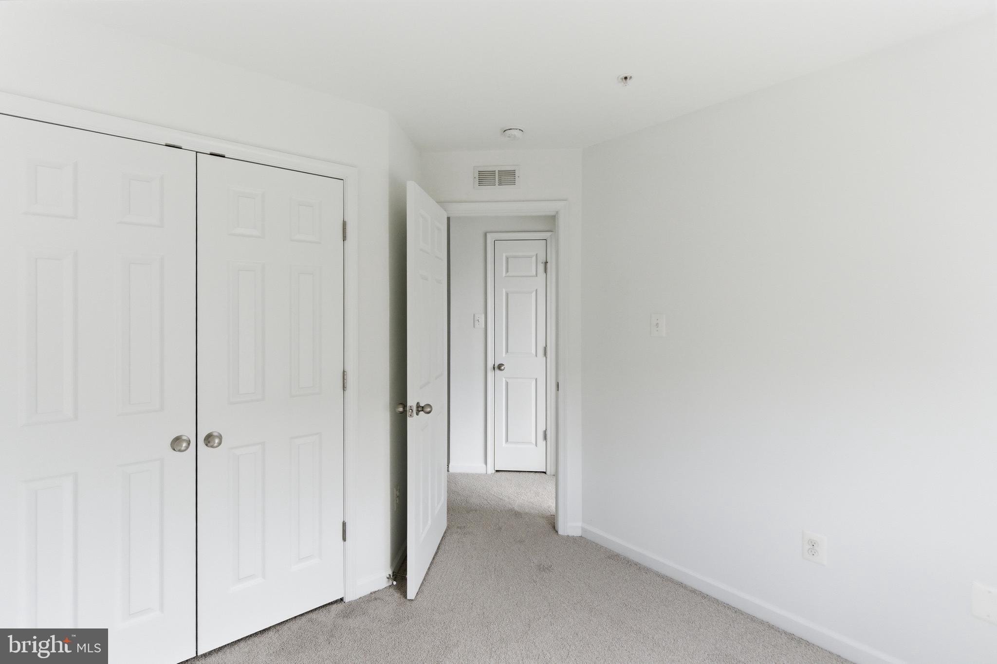 CARRIAGE HILLS TOWNHOUSE - Residential