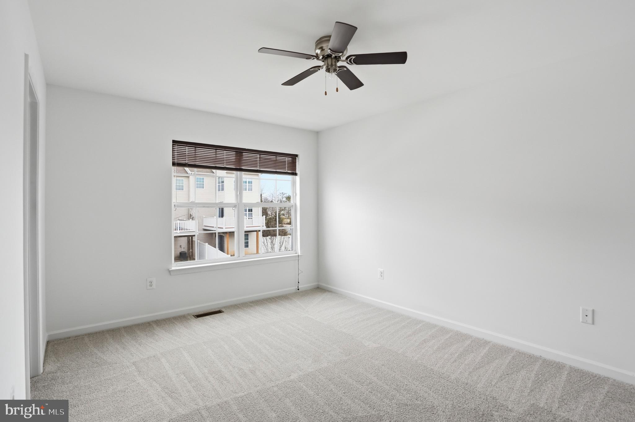 CARRIAGE HILLS TOWNHOUSE - Residential