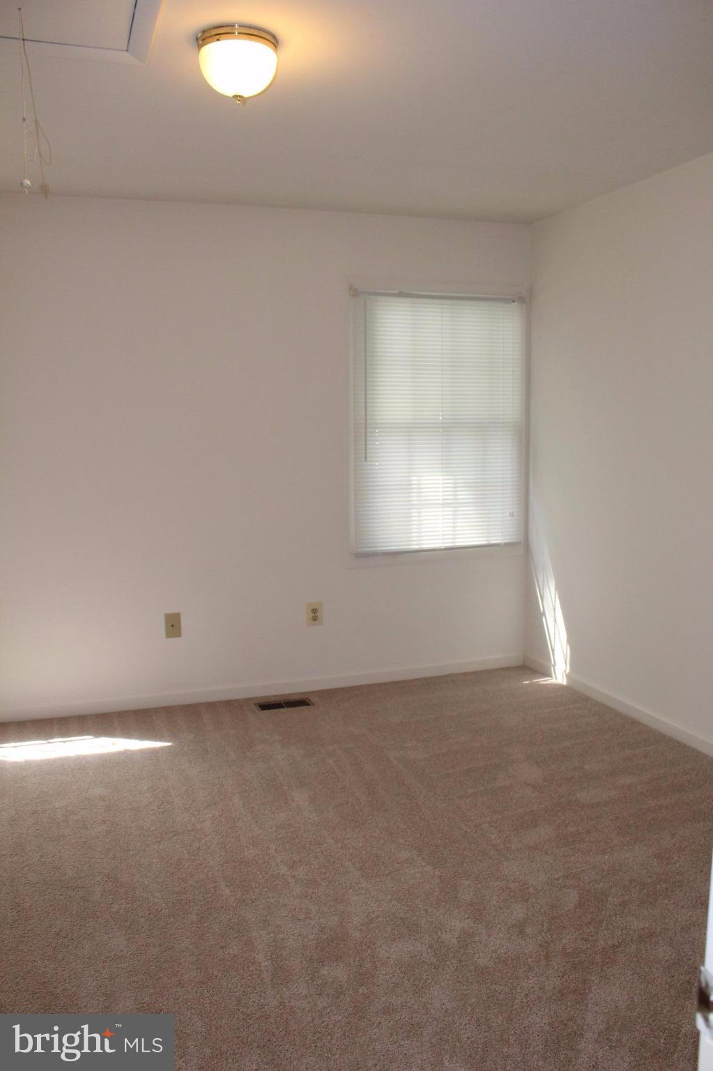 PARK RIDGE - Residential Lease