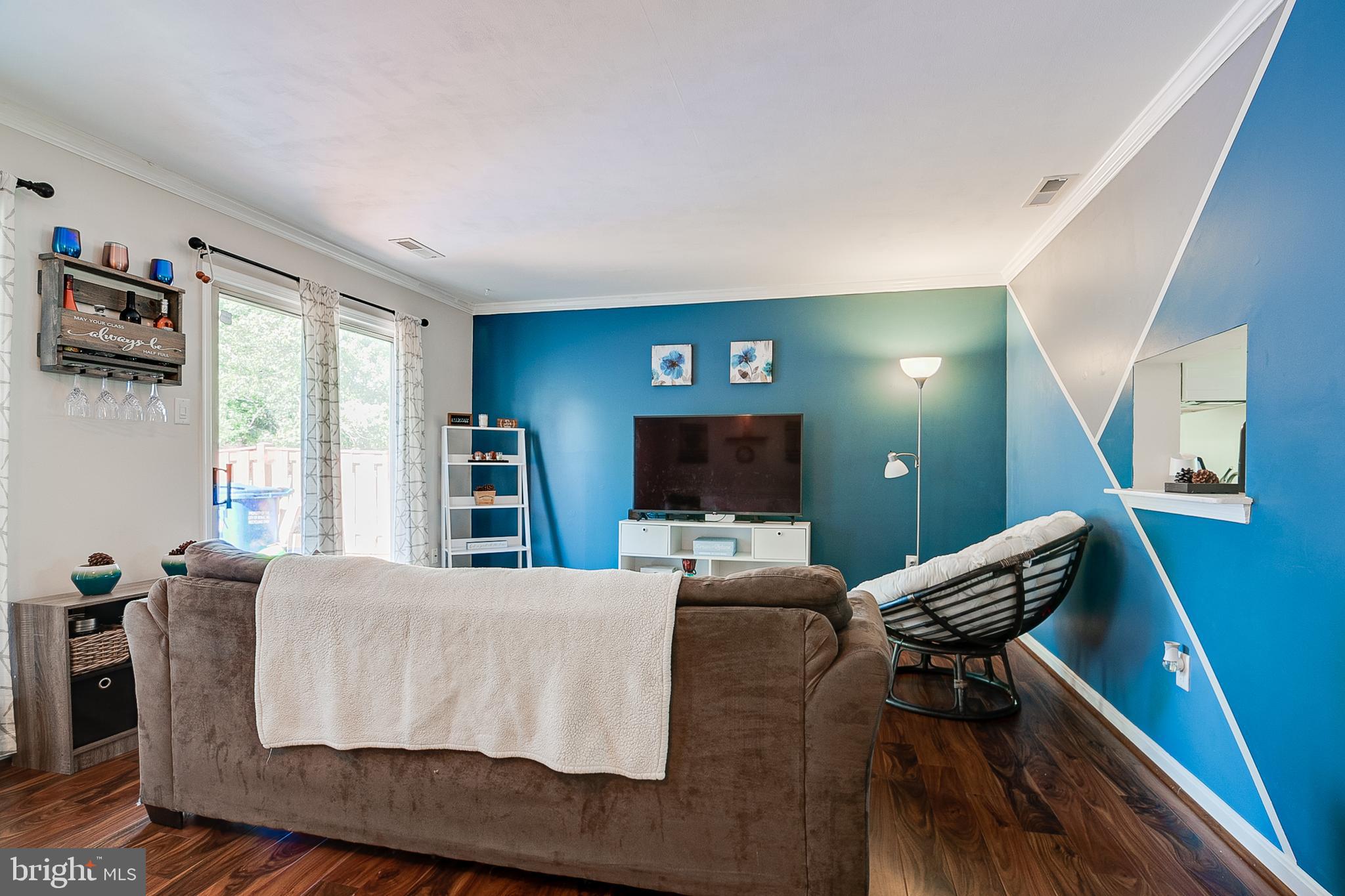 LAKE VILLAGE MANOR - Residential Lease