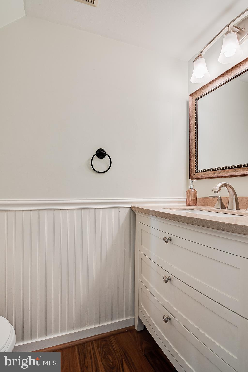 LAKE VILLAGE MANOR - Residential Lease