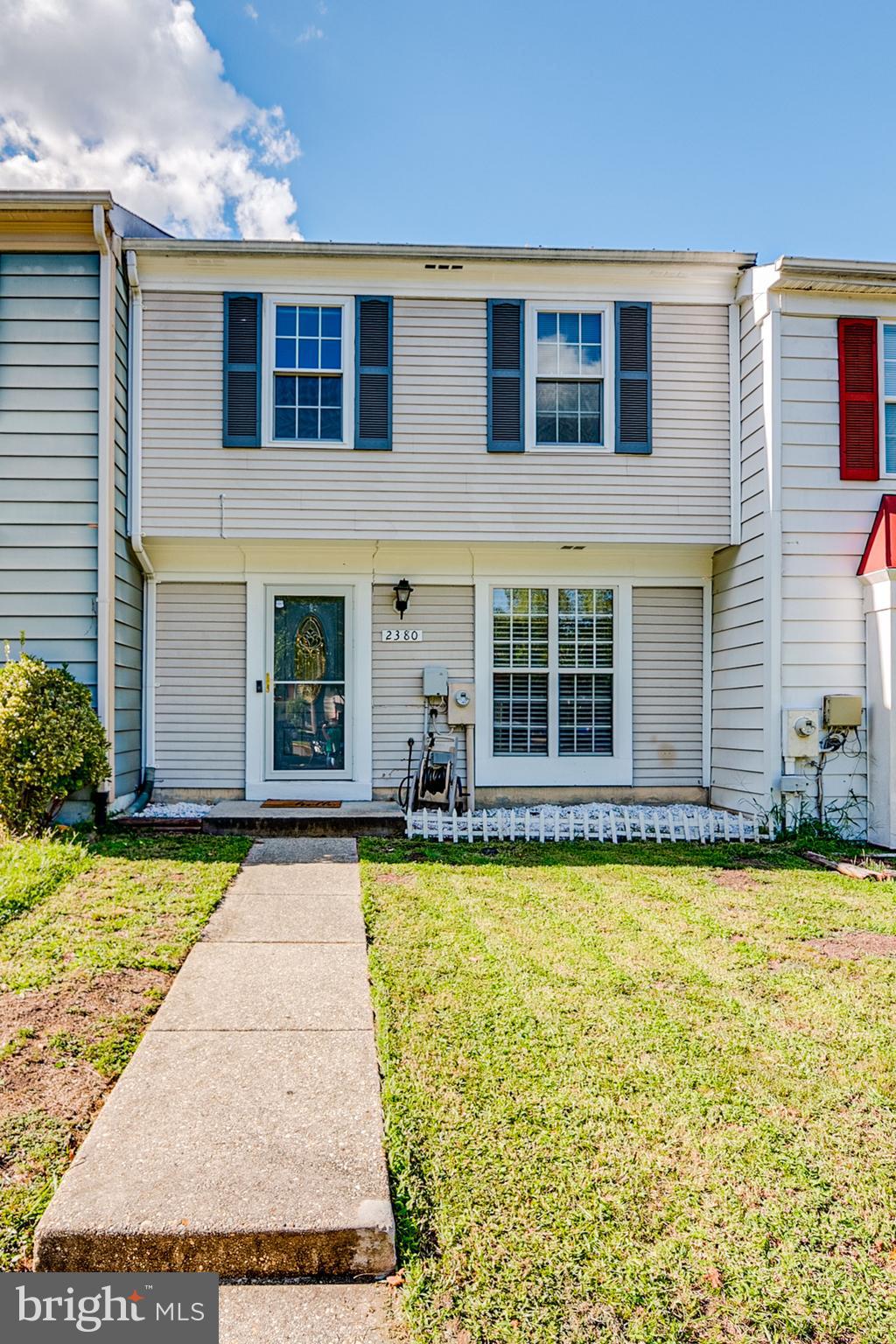 LAKE VILLAGE MANOR - Residential Lease