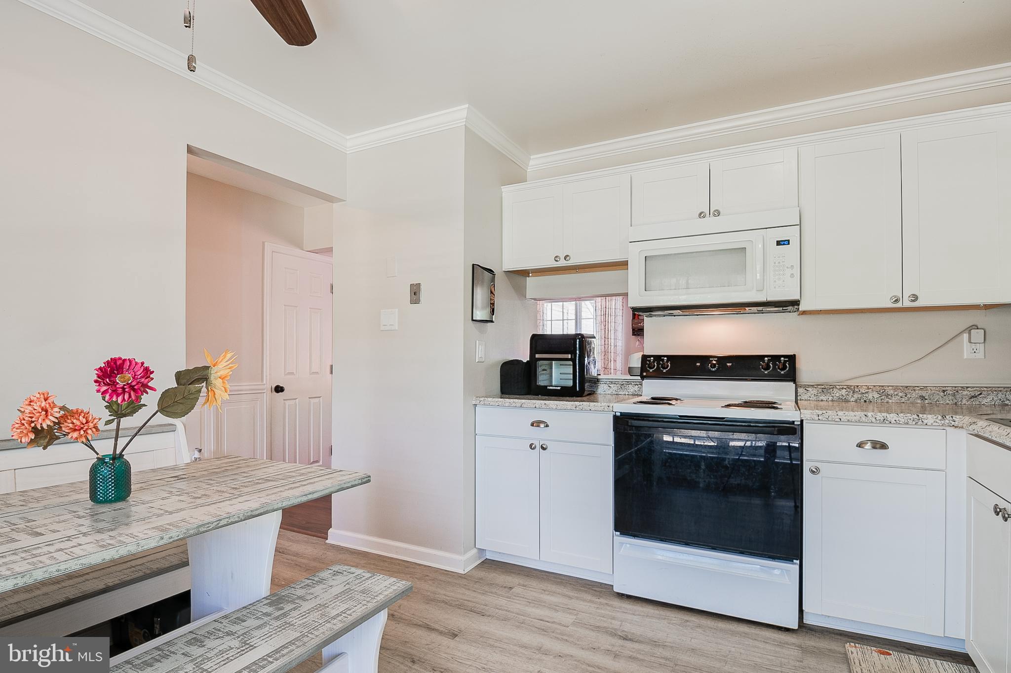 LAKE VILLAGE MANOR - Residential Lease