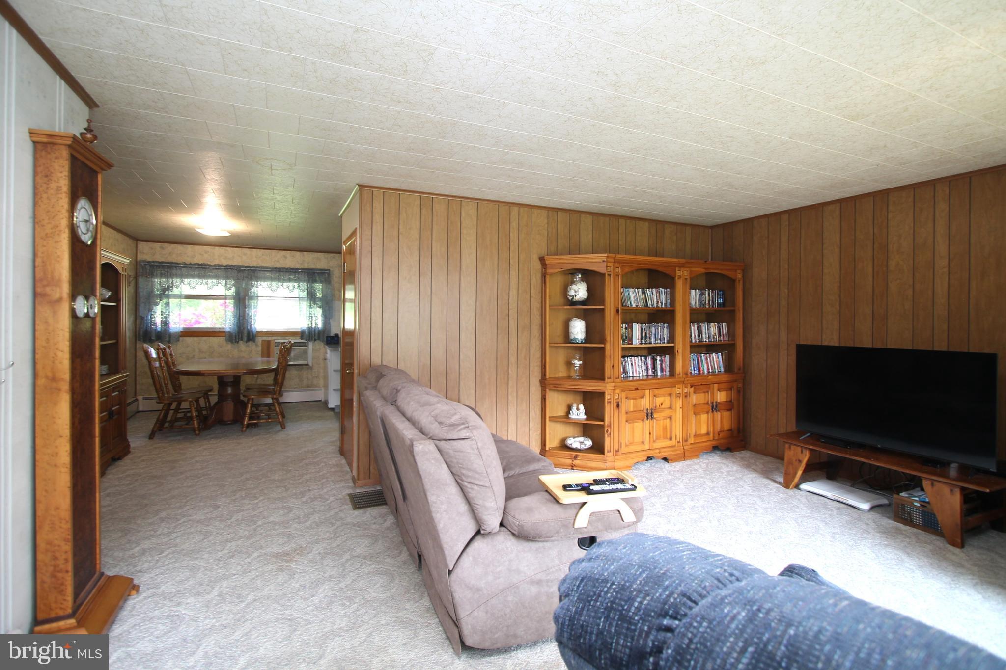 212 TATTLETOWN ROAD