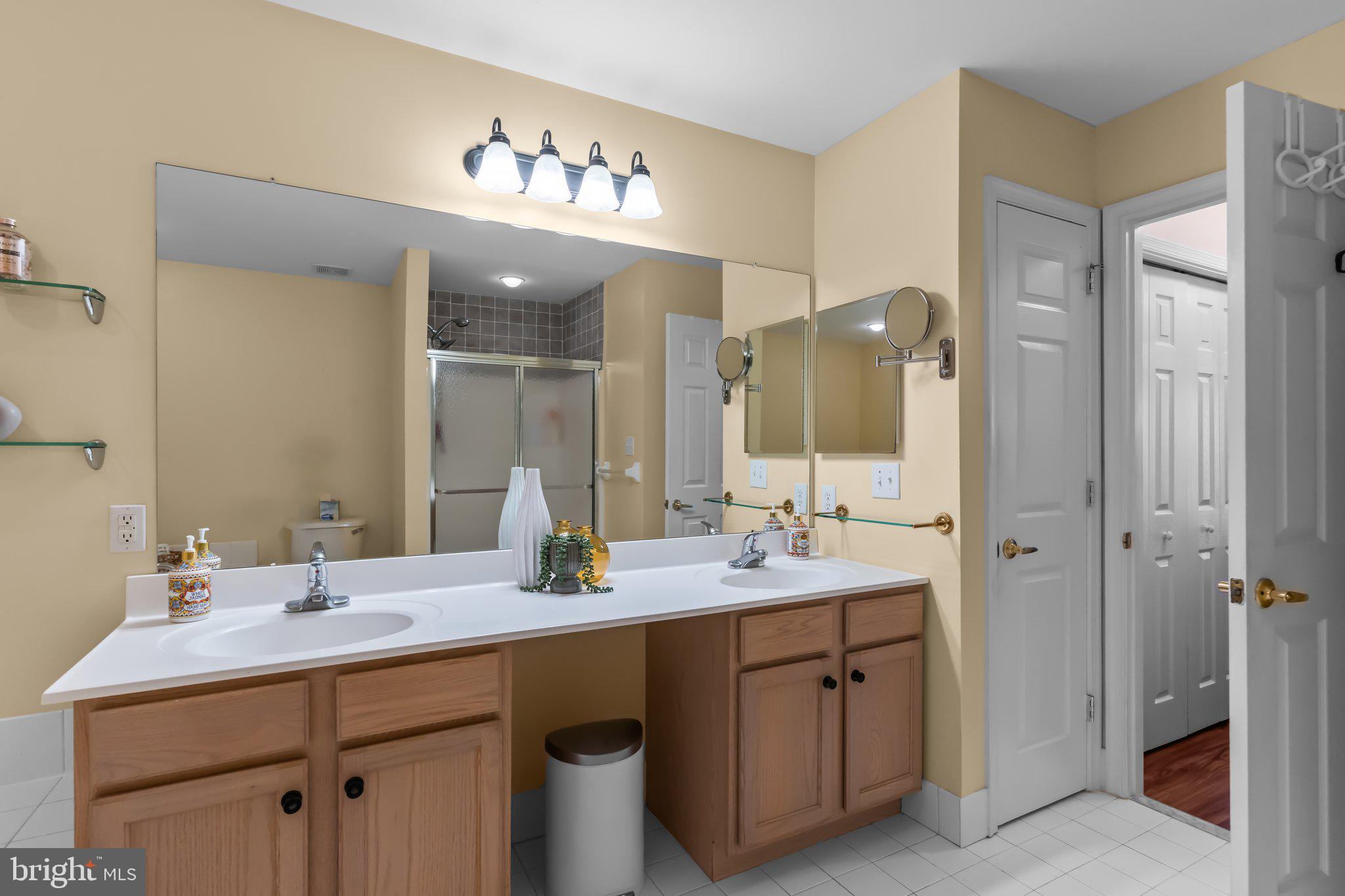 WALNUT RIDGE - Residential