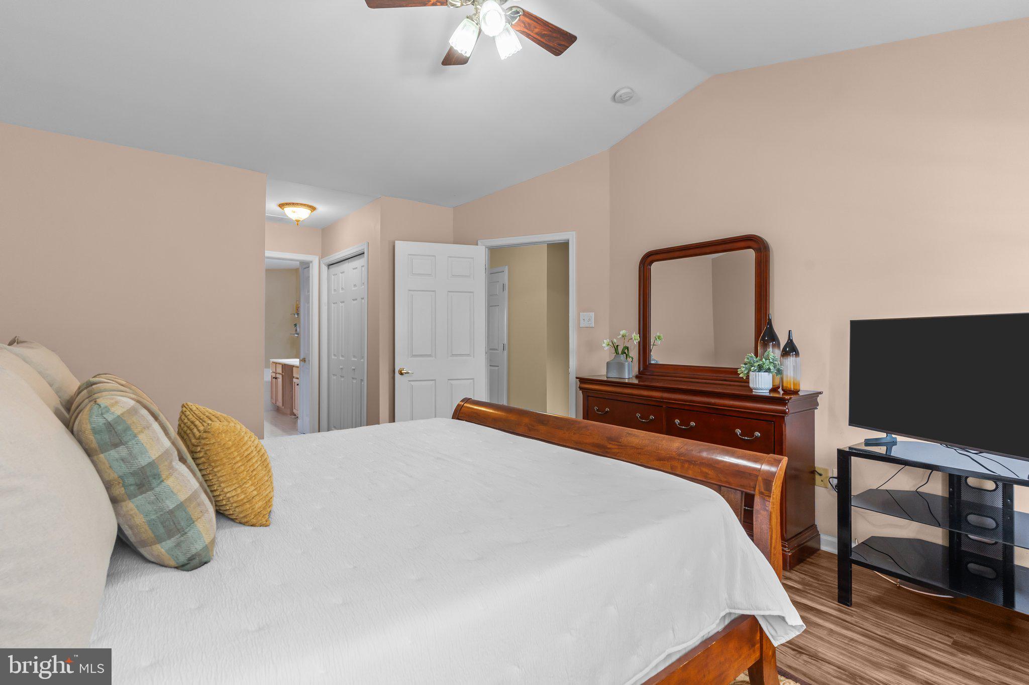 WALNUT RIDGE - Residential