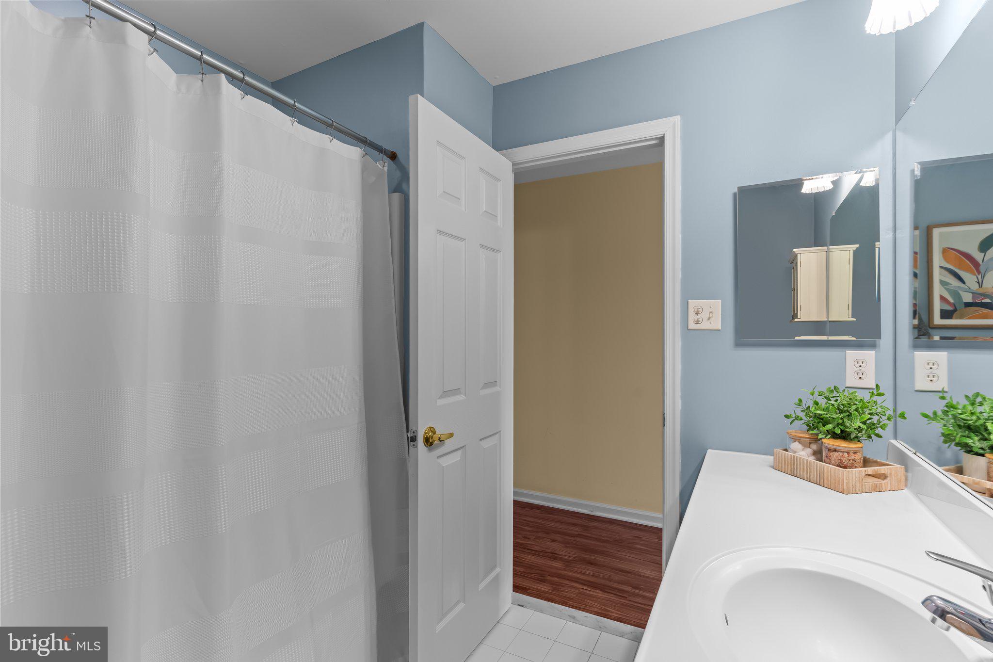 WALNUT RIDGE - Residential