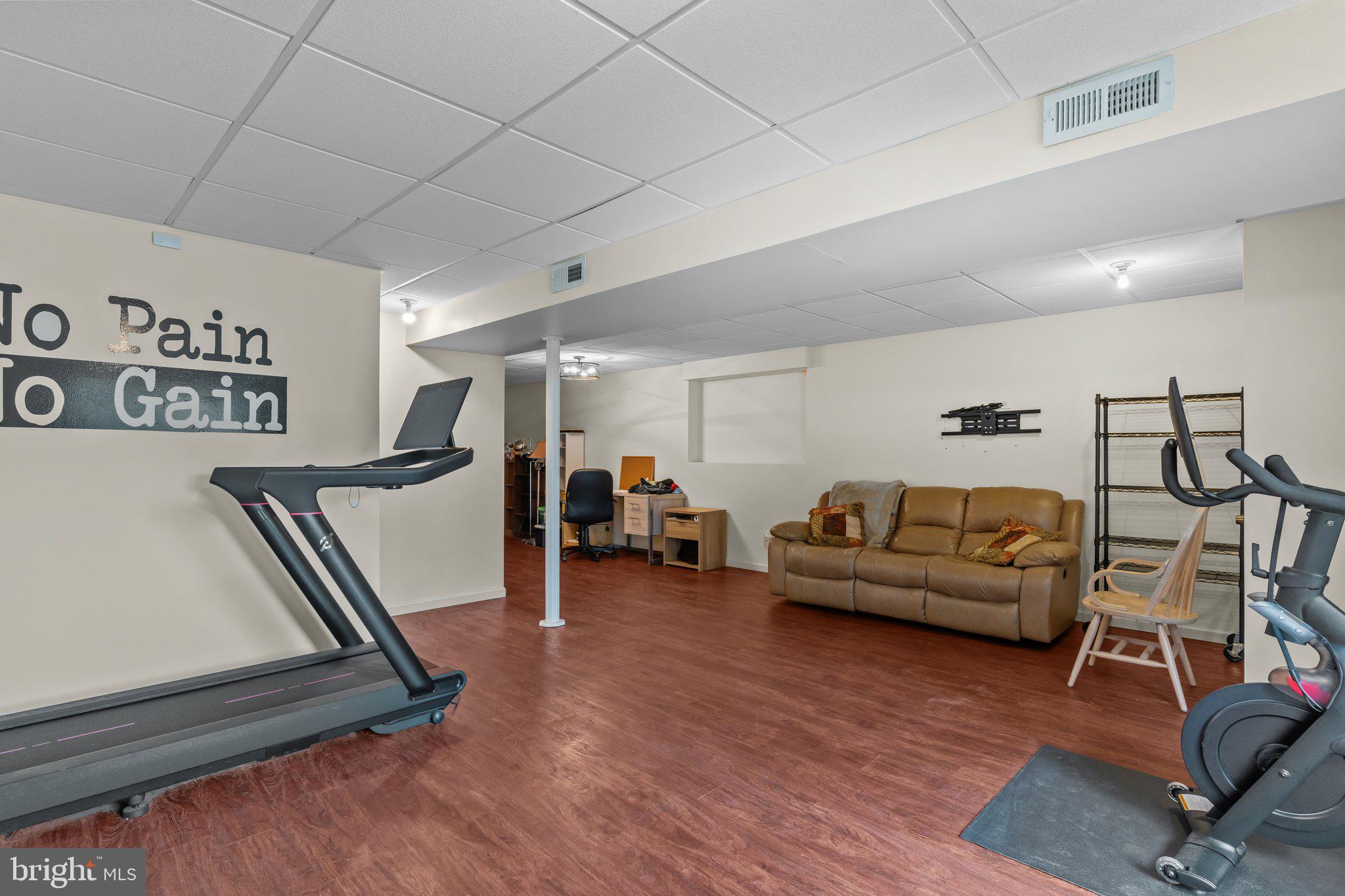 WALNUT RIDGE - Residential