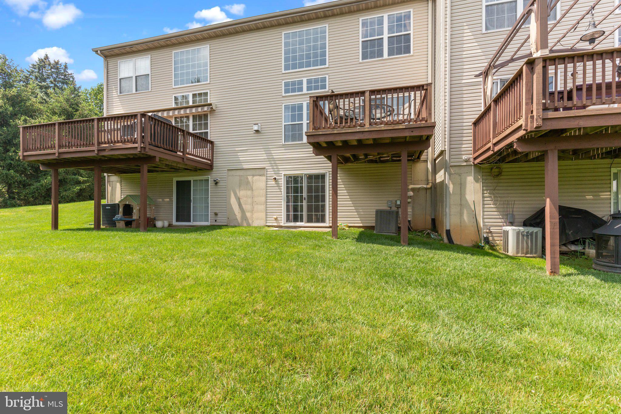 WALNUT RIDGE - Residential