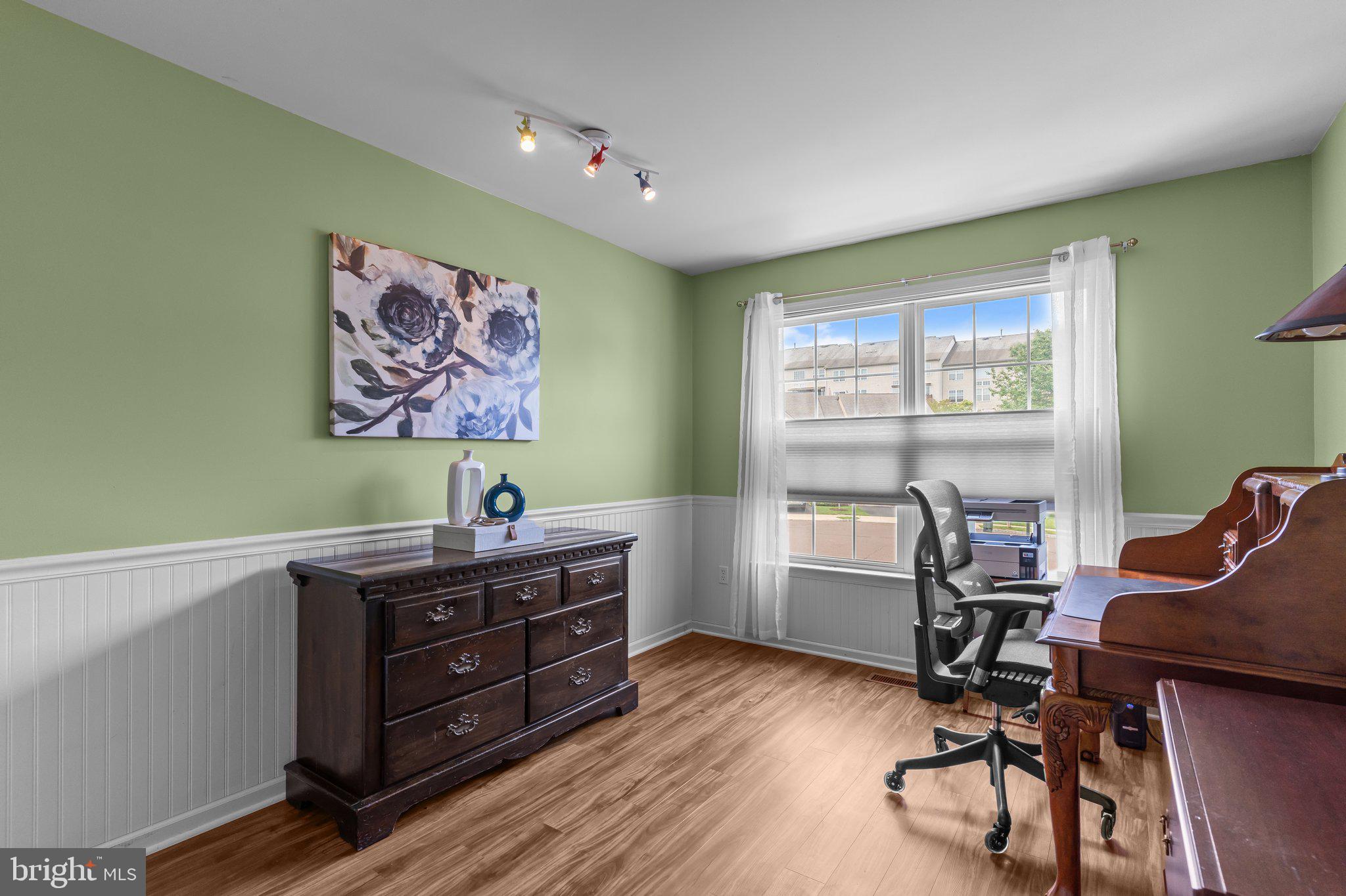 WALNUT RIDGE - Residential