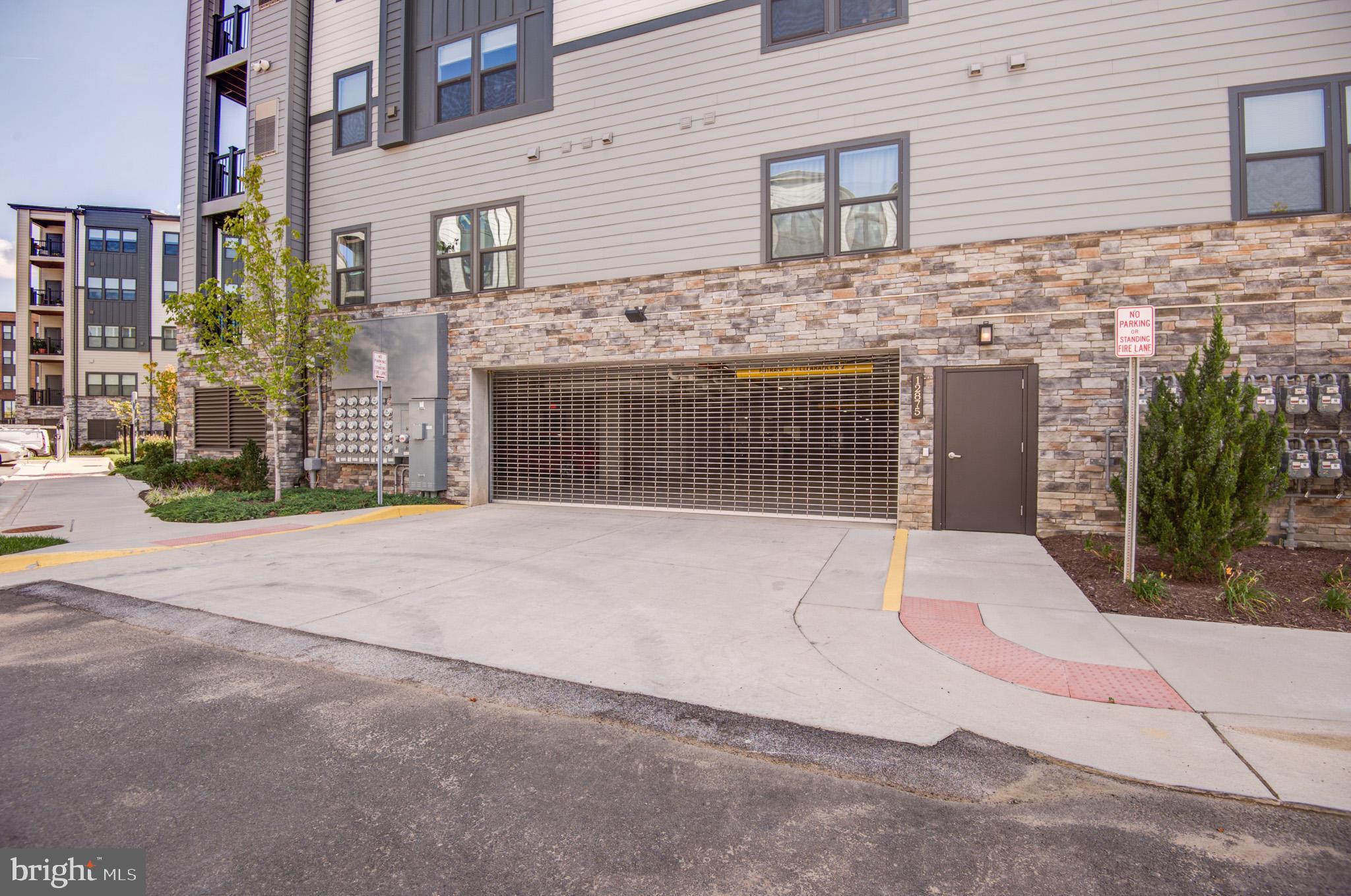 WOODLAND PARK - Residential Lease