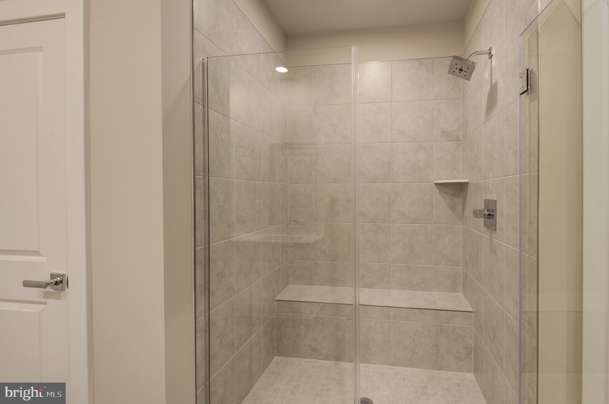 WOODLAND PARK - Residential Lease