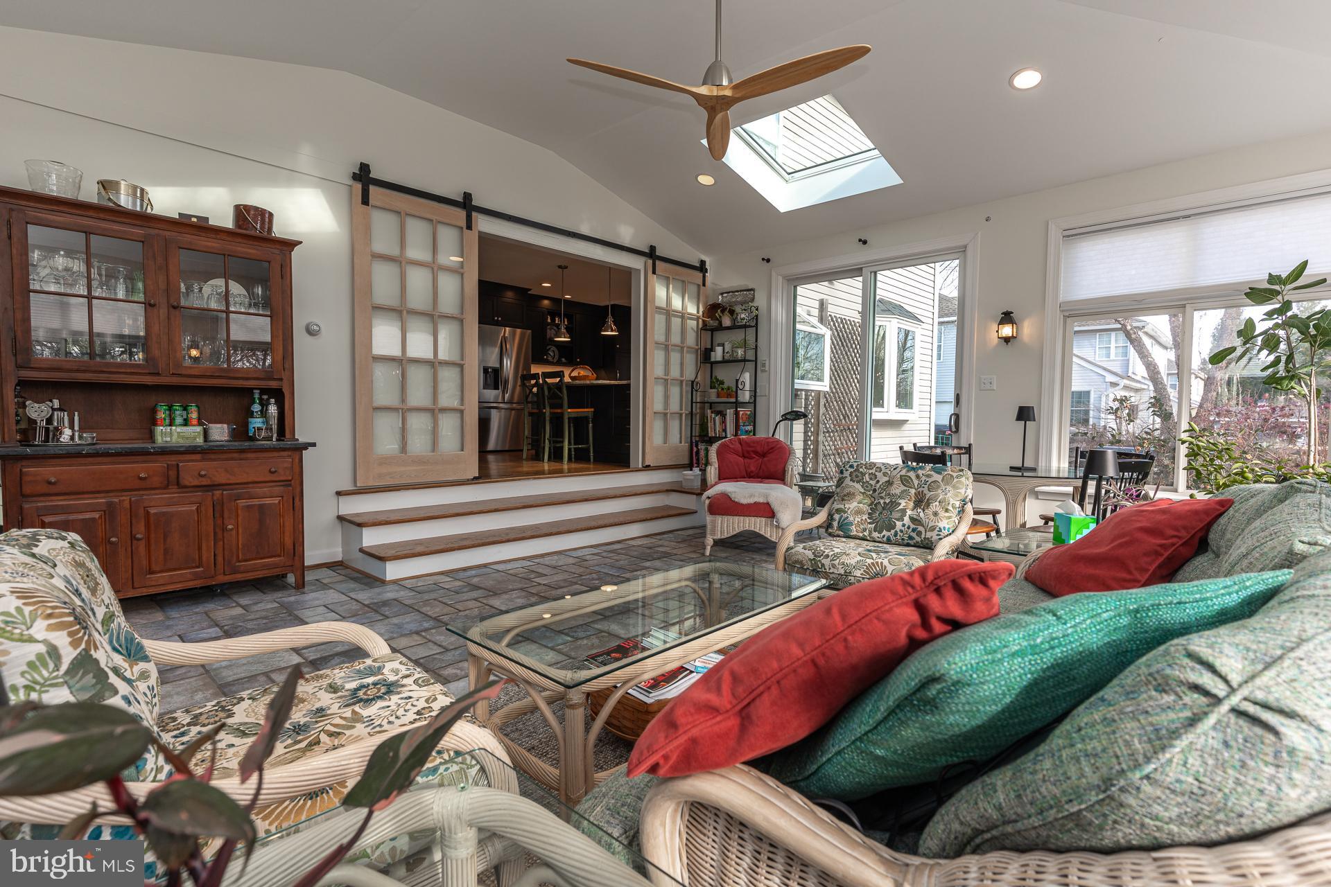 WILLOWDALE CROSSIN - Residential