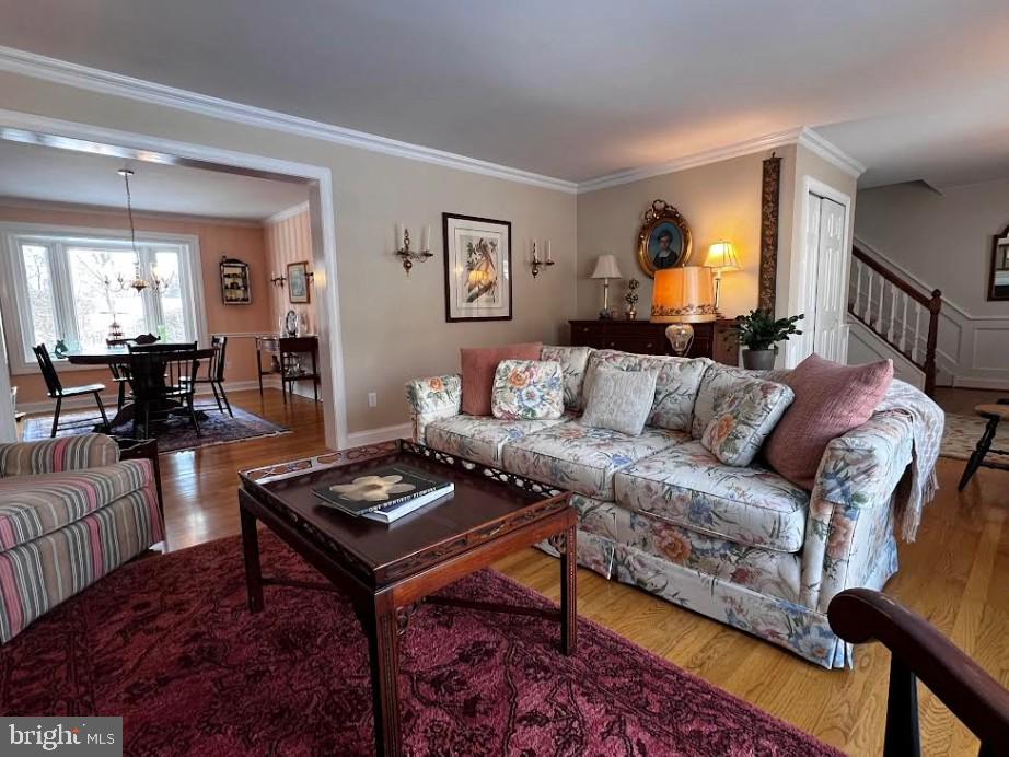 WILLOWDALE CROSSIN - Residential