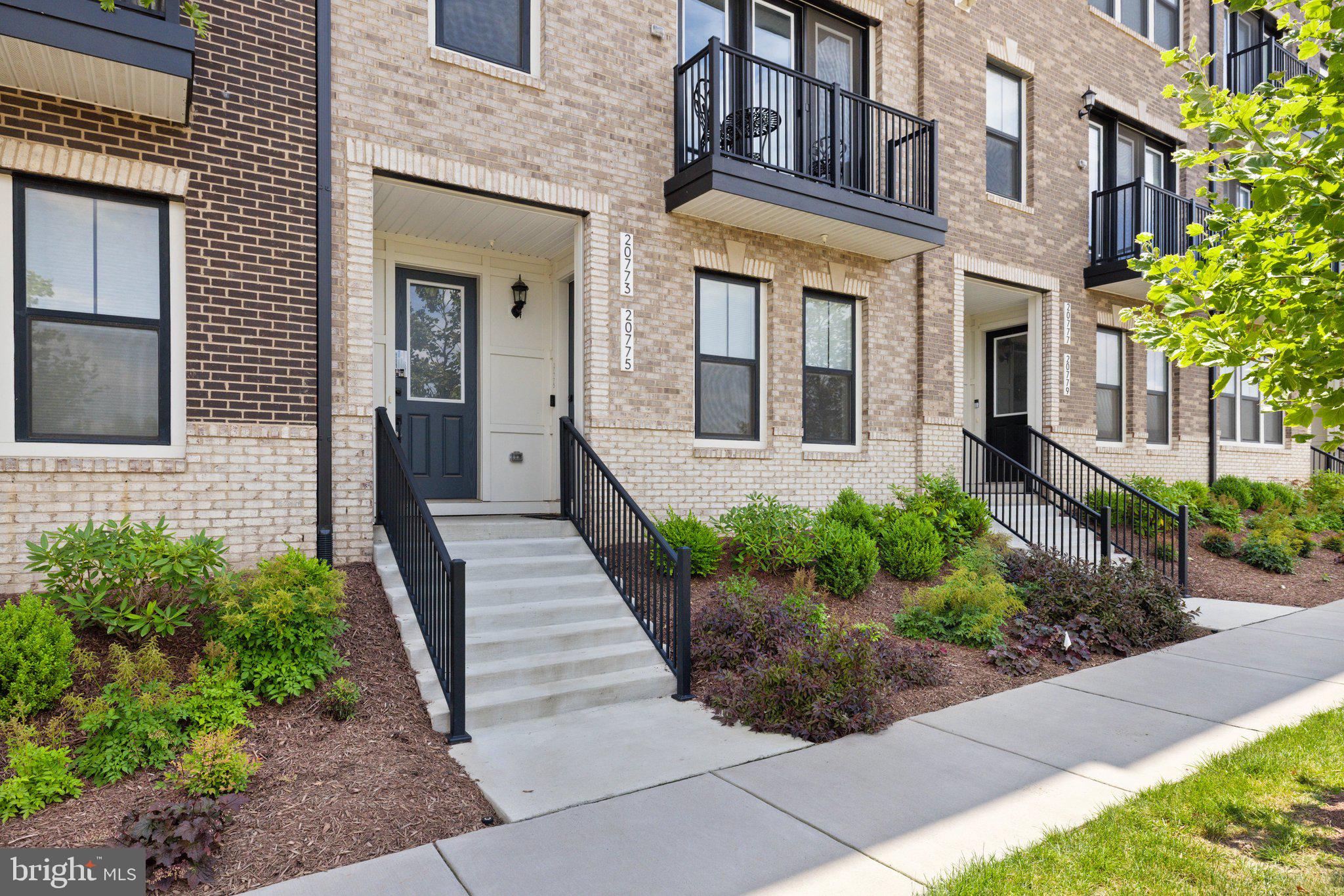 20775 LAMLASH TERRACE