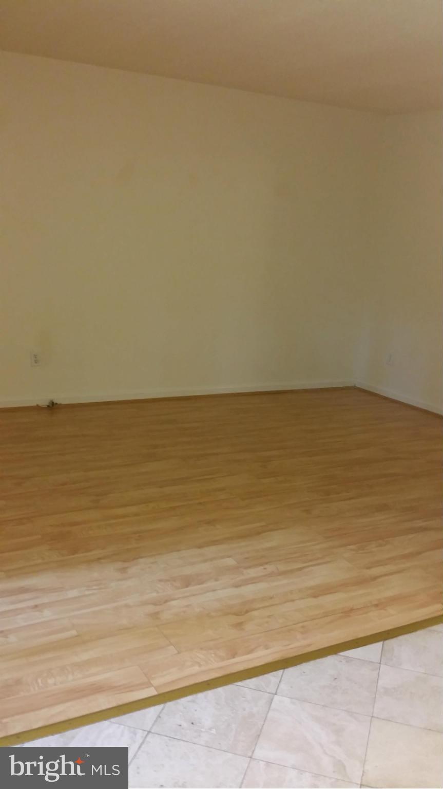 SHADOWOOD - Residential Lease